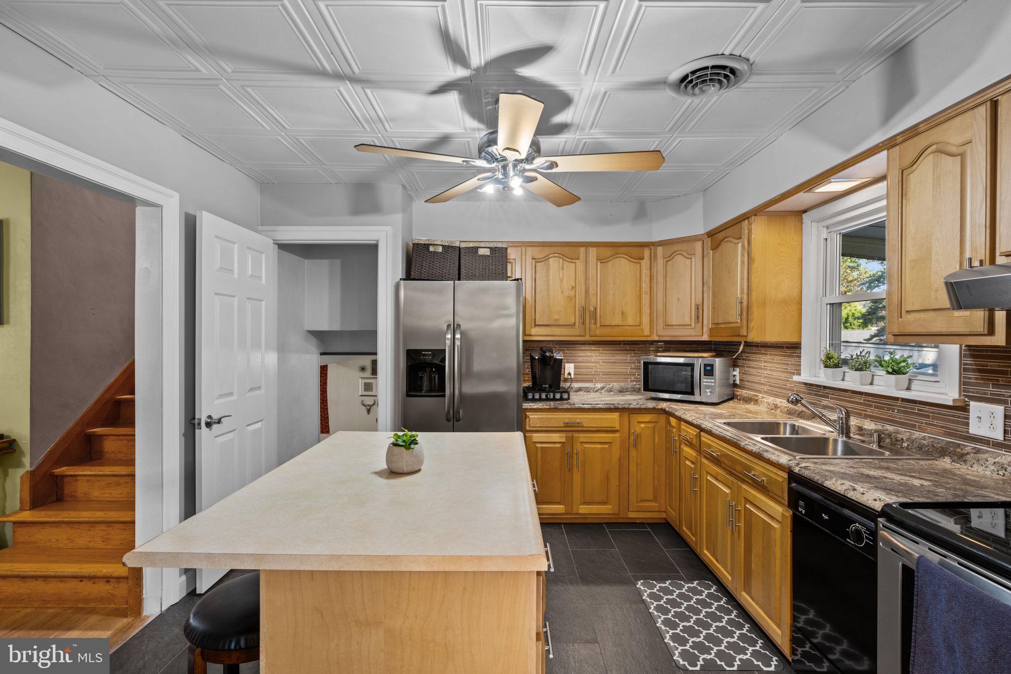 PLEASANT ACRES - Residential