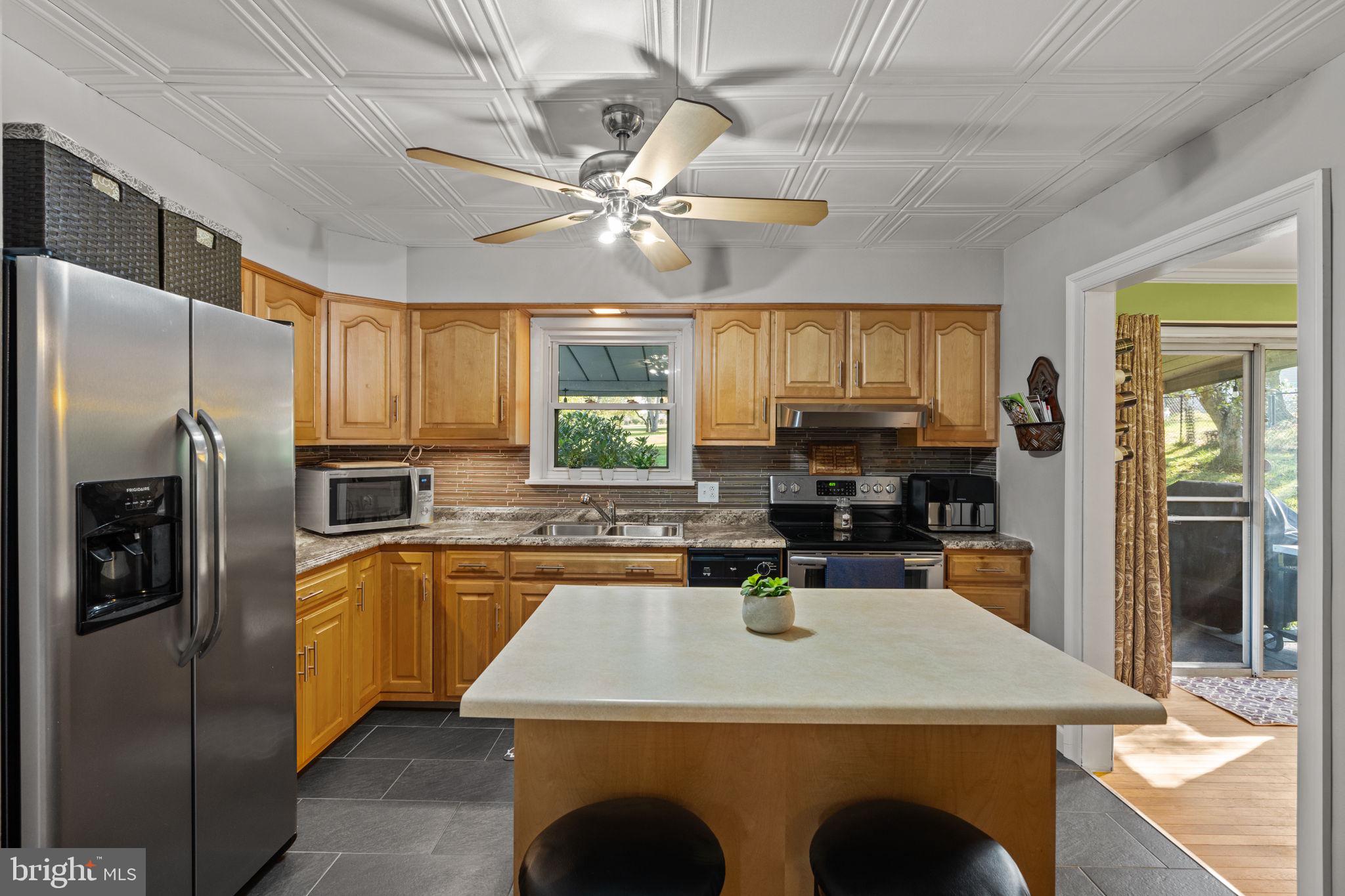 PLEASANT ACRES - Residential