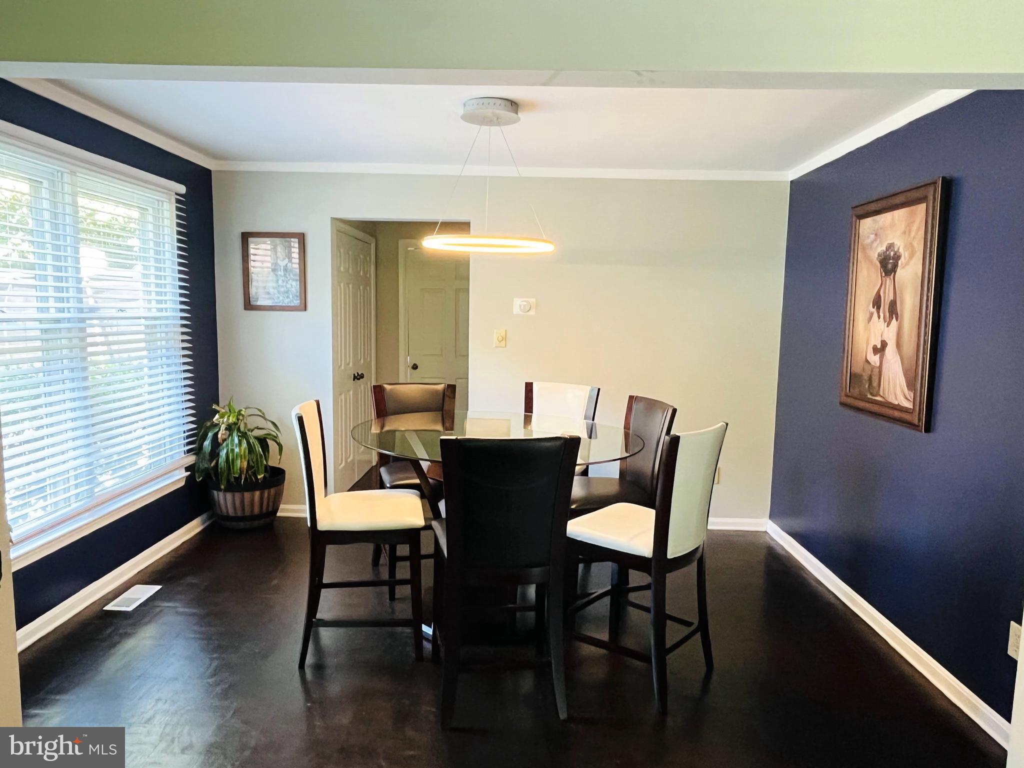 SNOWDENS MILL - Residential