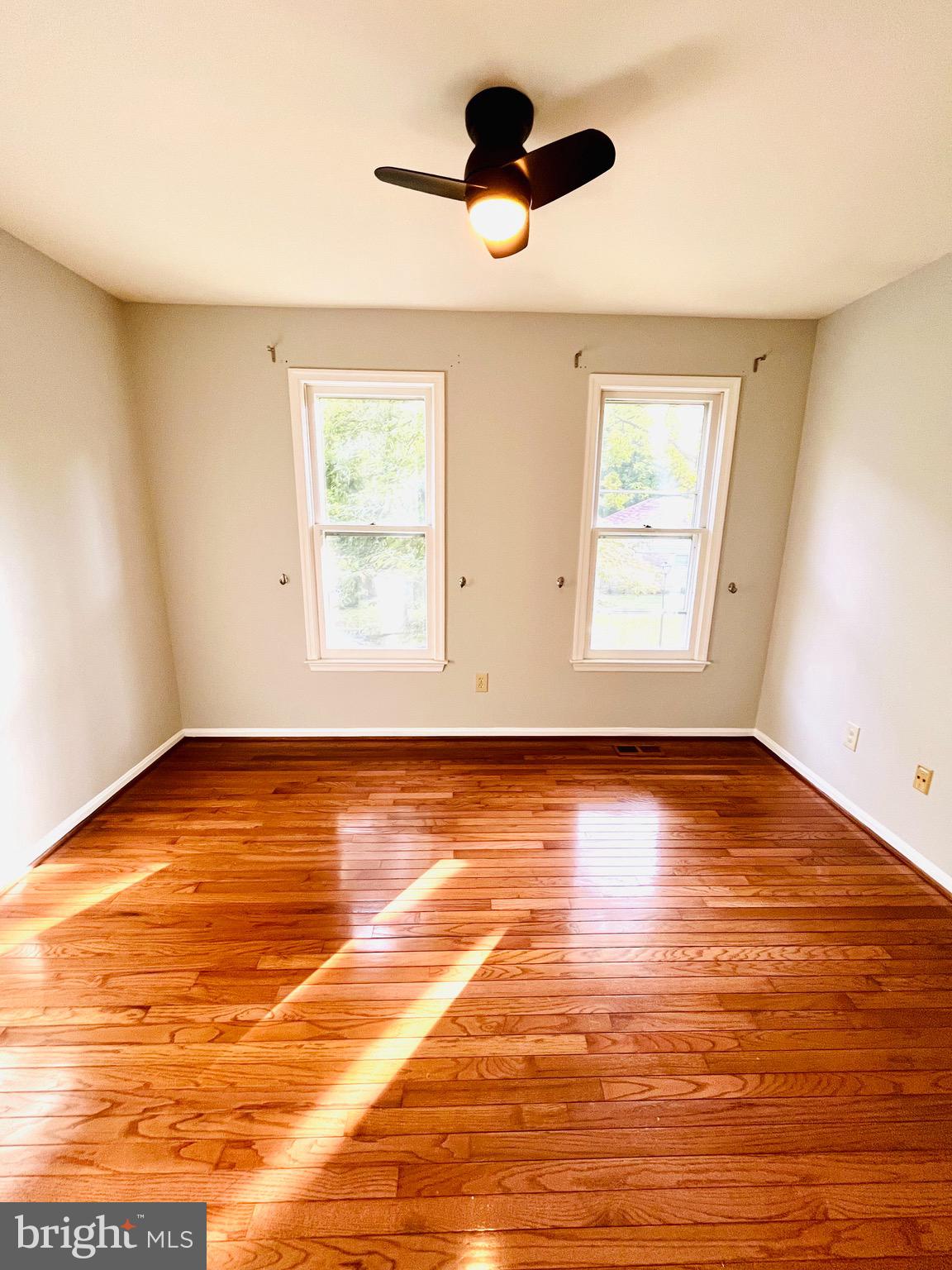 SNOWDENS MILL - Residential