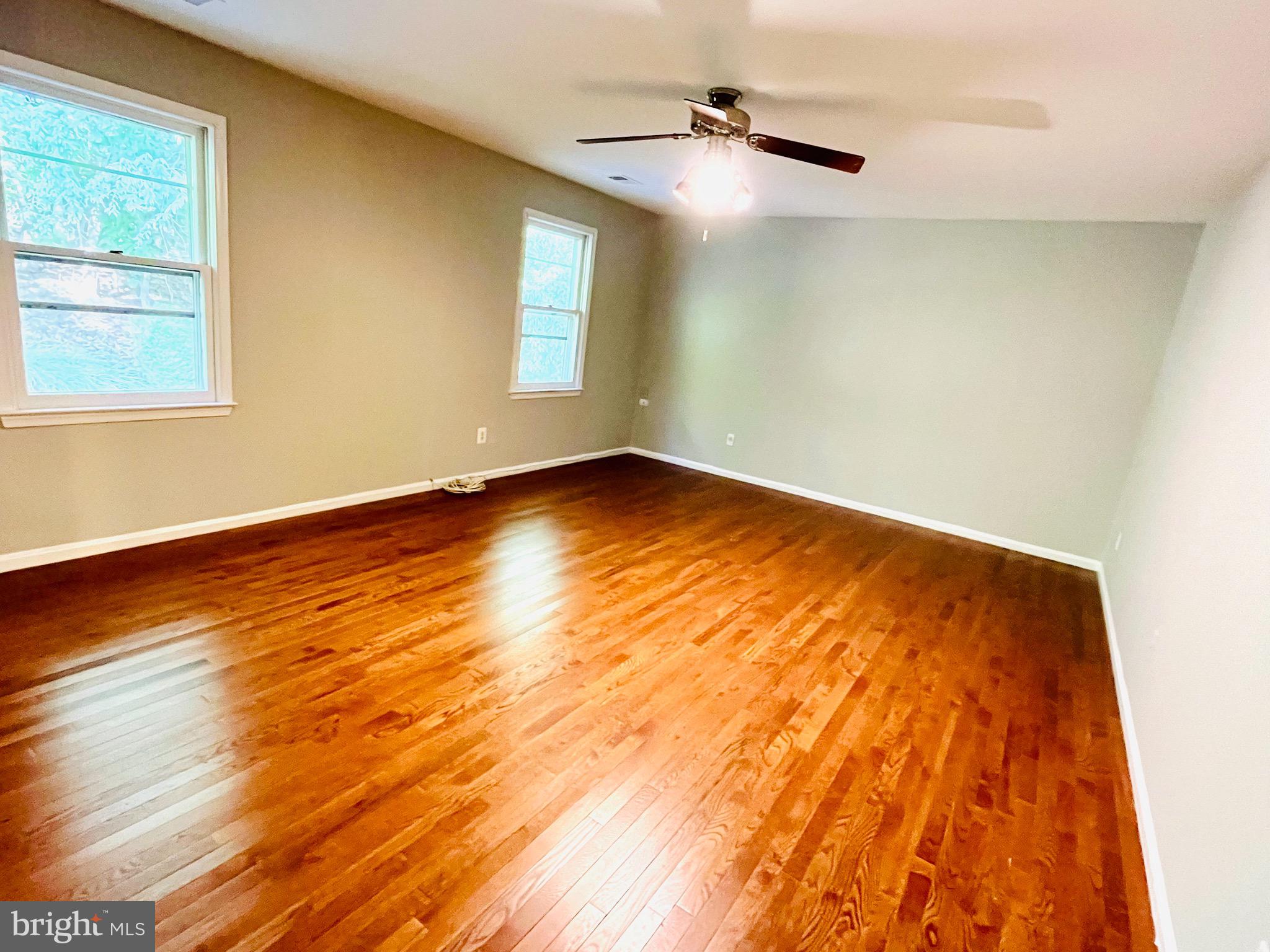 SNOWDENS MILL - Residential