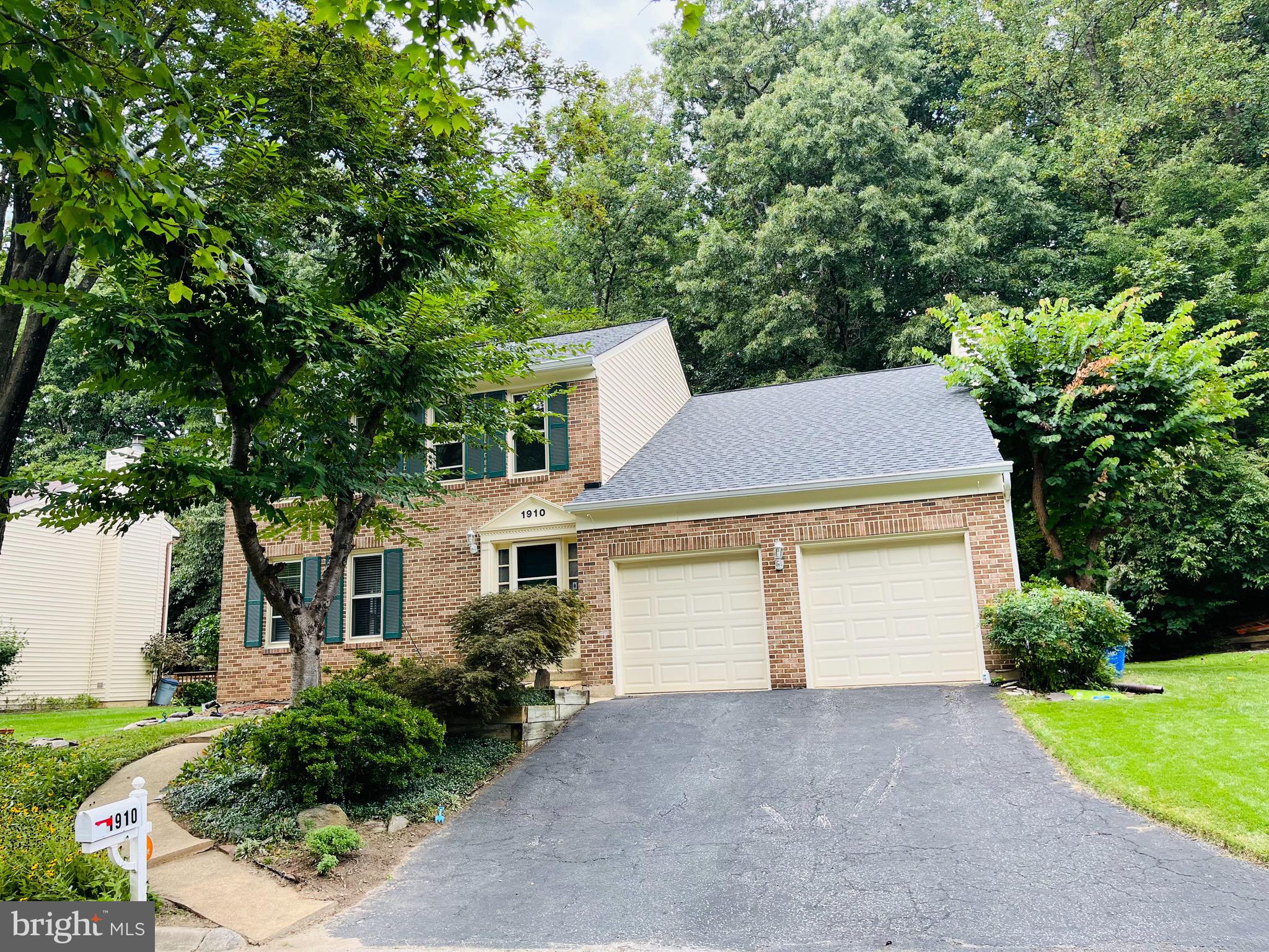 SNOWDENS MILL - Residential