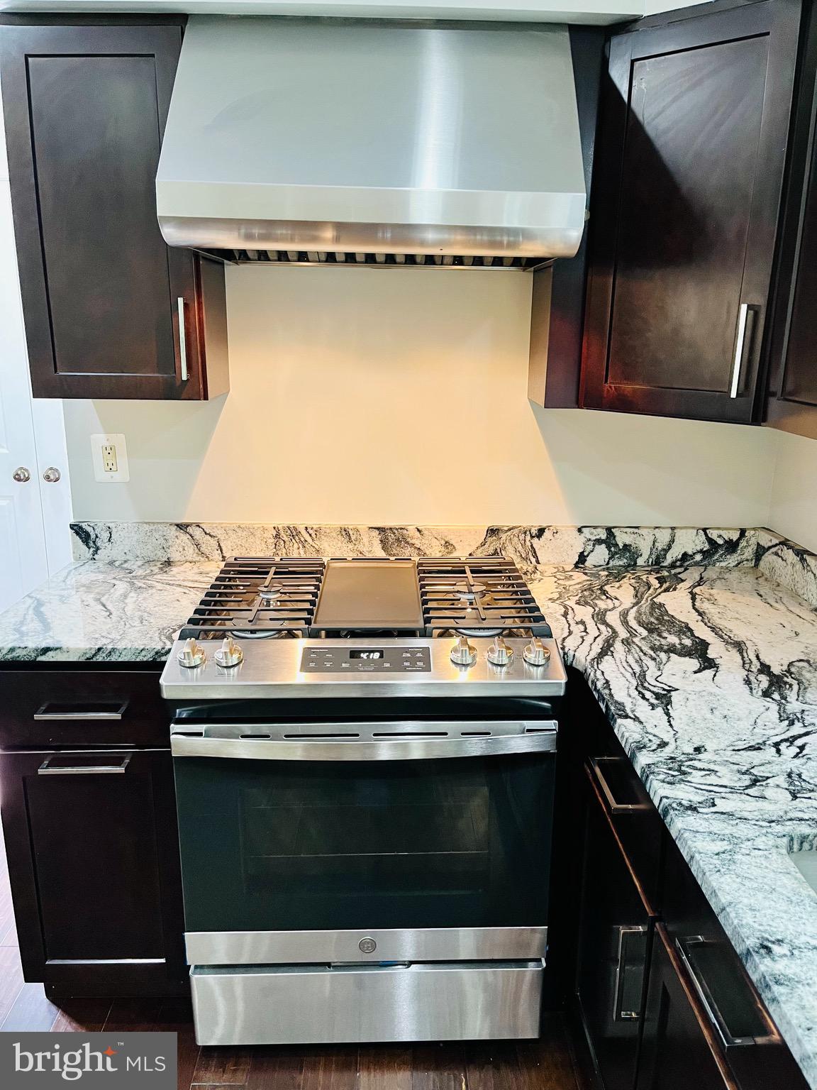 SNOWDENS MILL - Residential