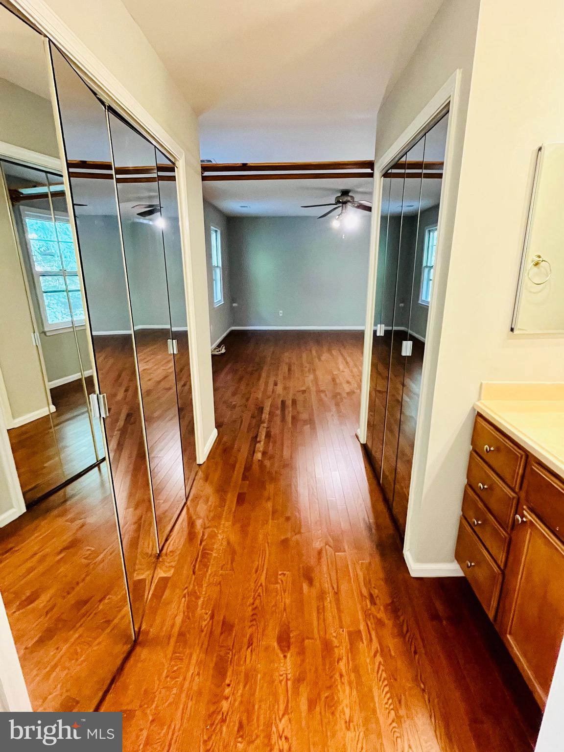 SNOWDENS MILL - Residential