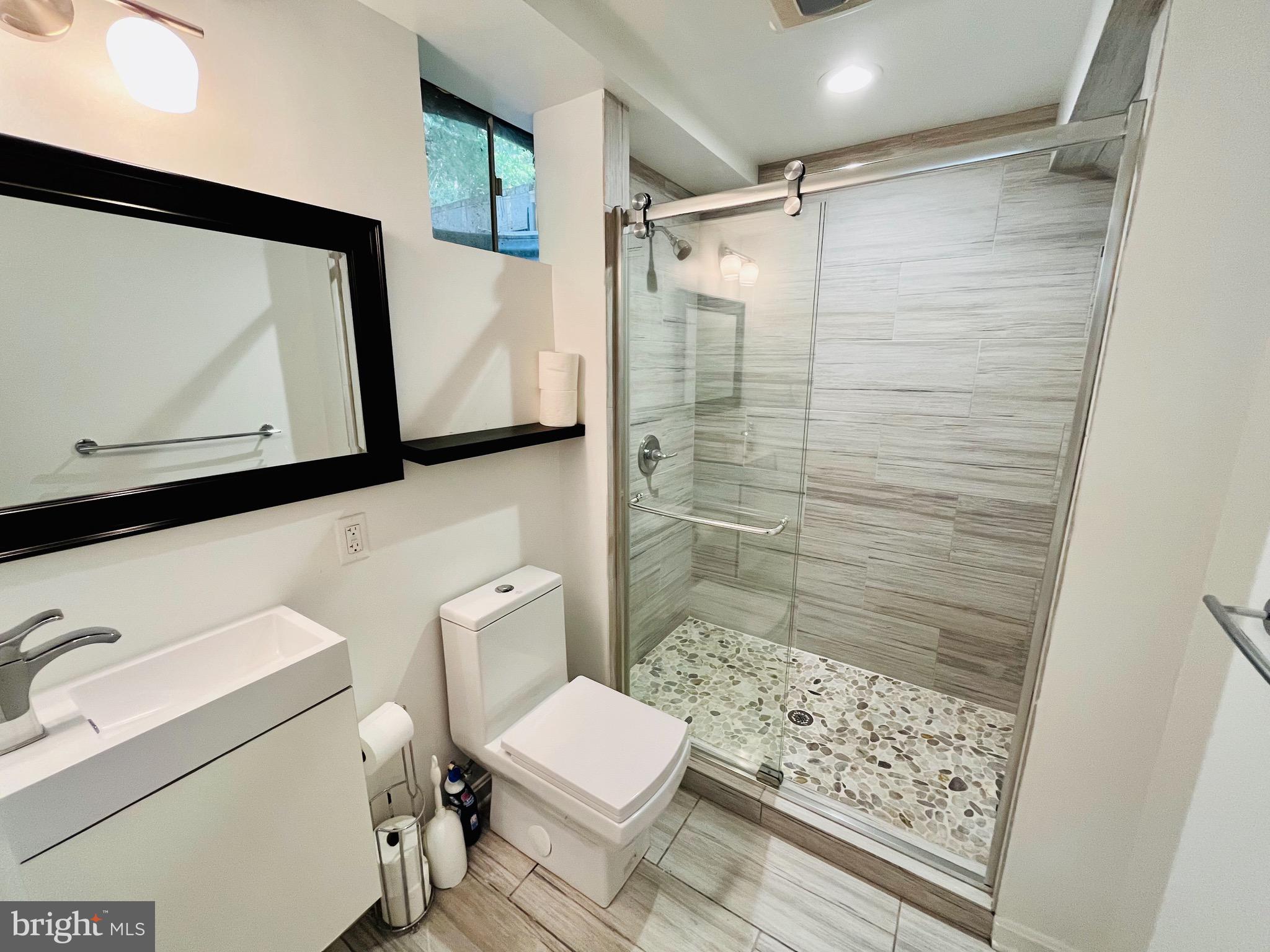 SNOWDENS MILL - Residential