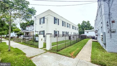 4610 KANE PLACE NE 201 WASHINGTON DC 20019