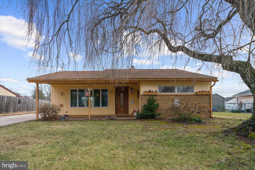 Discover a prime investment opportunity with this charming 3-bedroom, 1-bathroom ranch-style home built in 1955. Spanning 1,178 sq. ft. on a generous 0.22-acre lot, this detached property features vinyl siding and a spacious upgraded driveway for ample parking. With a solid foundation and a classic layout, this home is ripe for renovation or rental, appealing to a broad market. The straightforward design provides a blank canvas for upgrades that can significantly increase rental income or resale value. Located in a stable neighborhood, this property offers easy access to local amenities and potential for appreciation. Investors can capitalize on the growing demand for updated detached housing or rental properties in the area making this a strategic addition to any portfolio. Don't miss the chance to unlock the full potential of this investment gem!