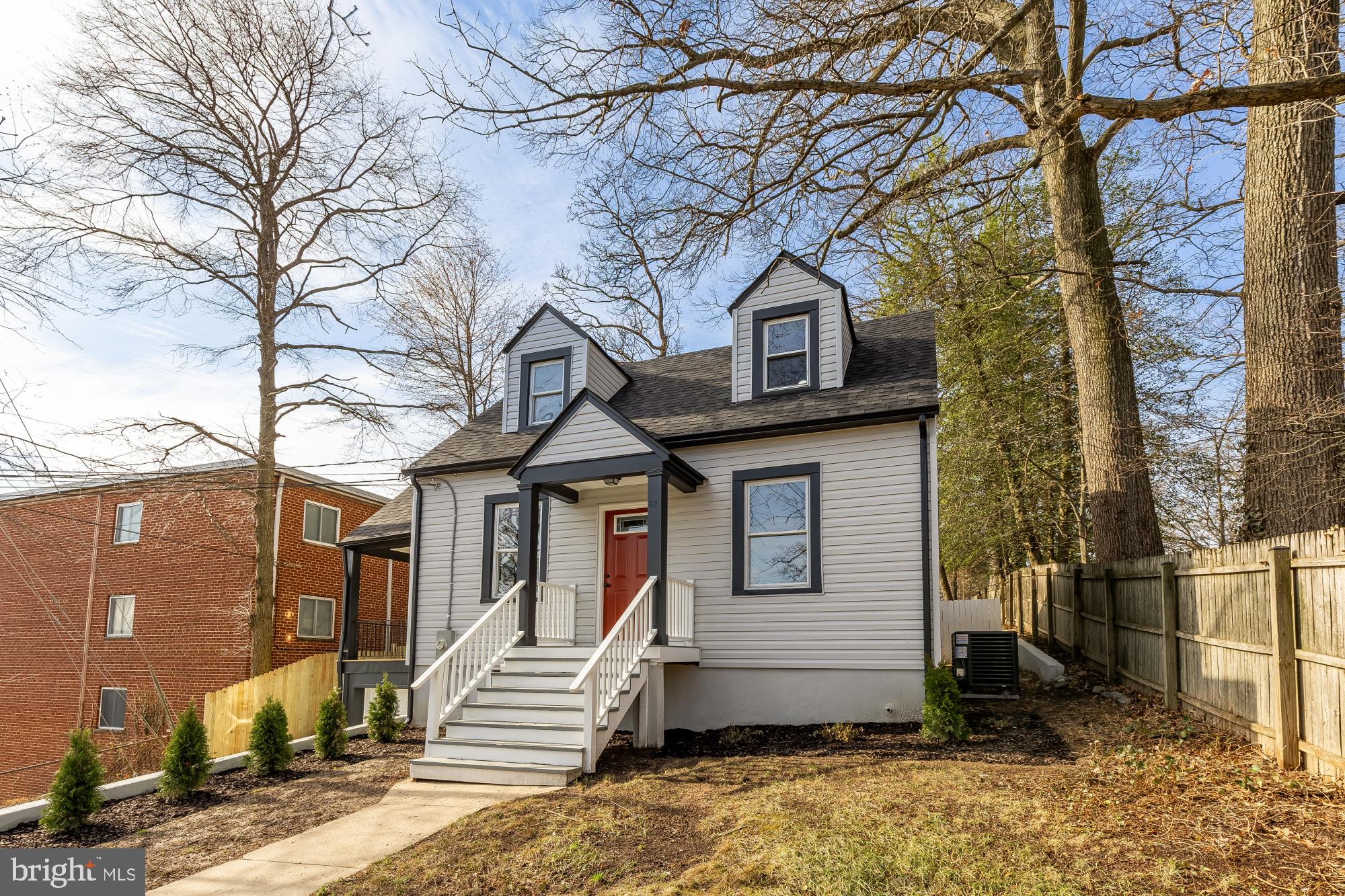 TAKOMA PARK - Residential