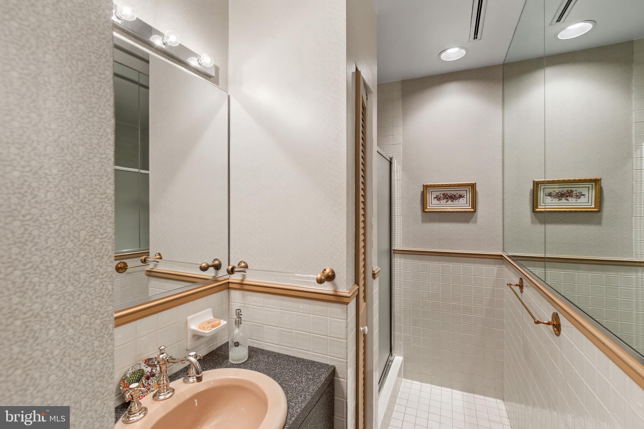 ANNAPOLIS - Residential