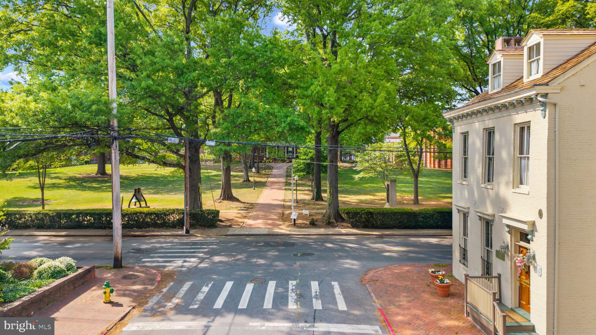 ANNAPOLIS - Residential