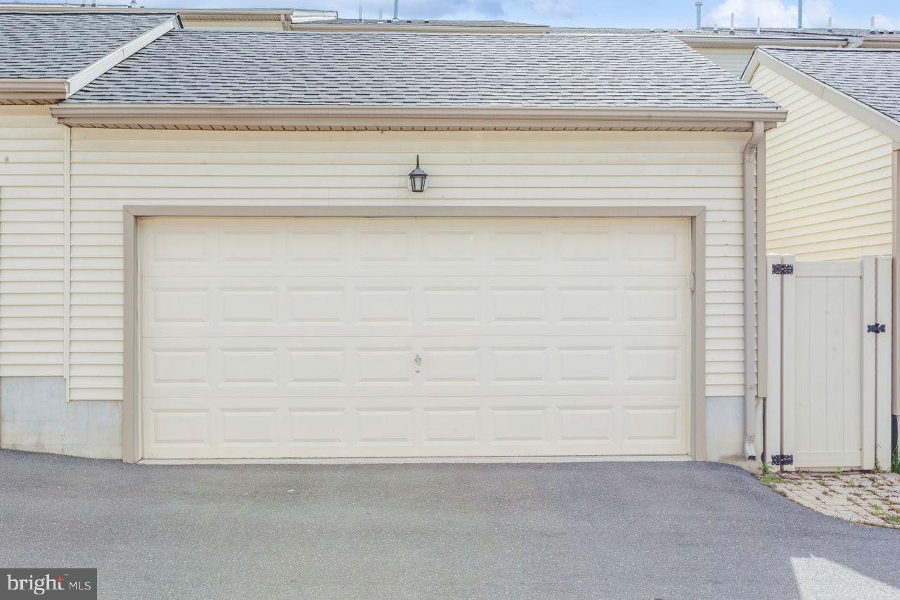 WORMANS MILL - Residential