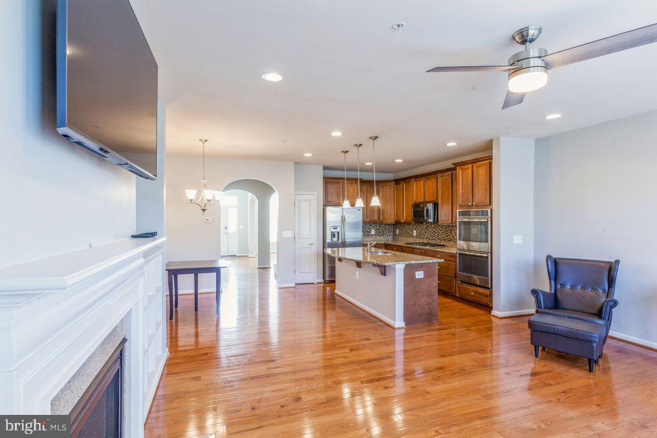 WORMANS MILL - Residential