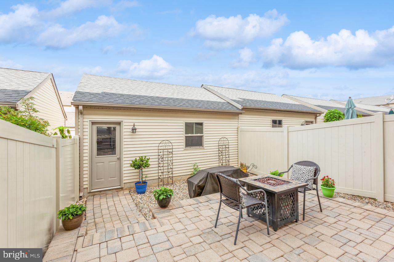 WORMANS MILL - Residential