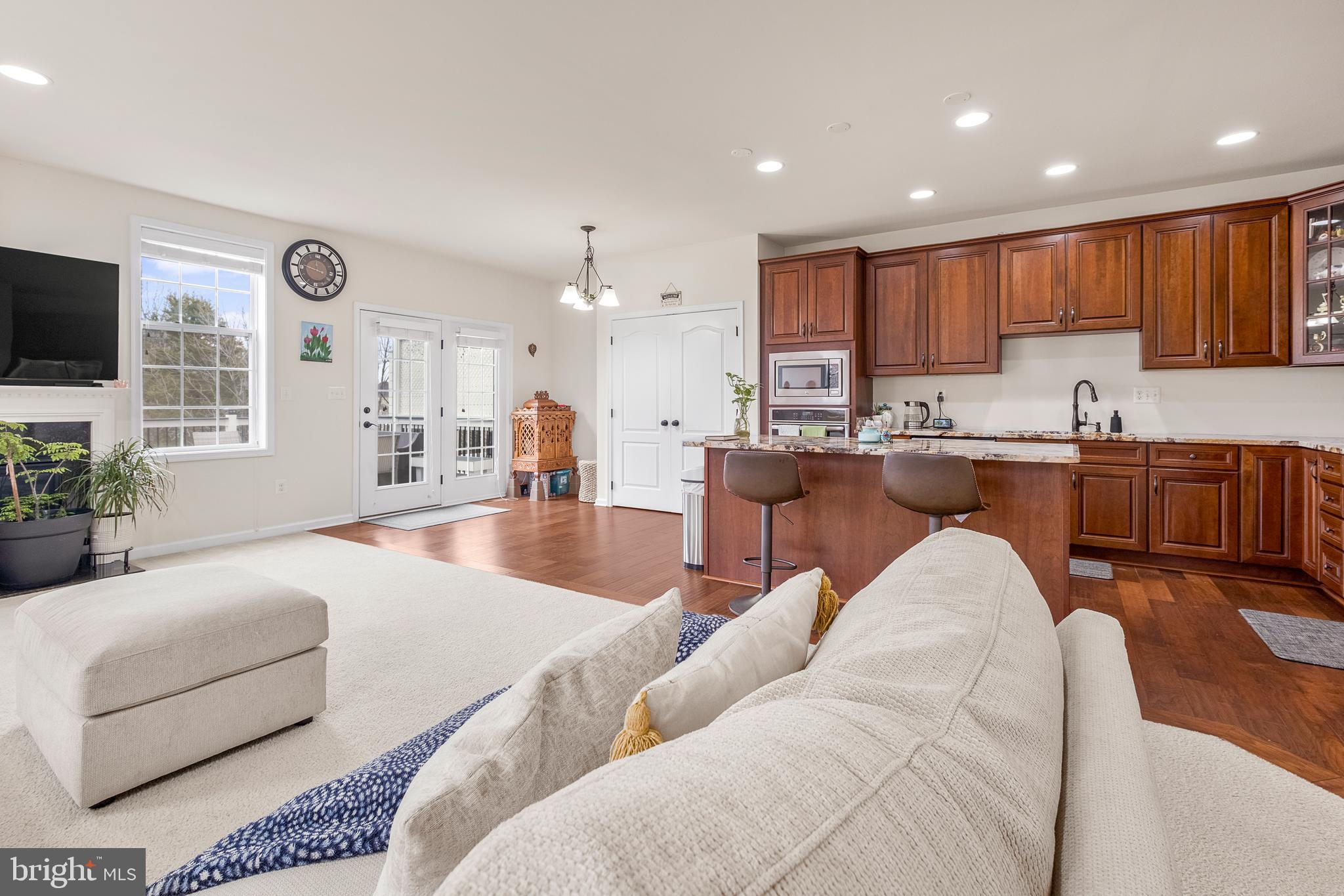 LOUDOUN VALLEY - Residential