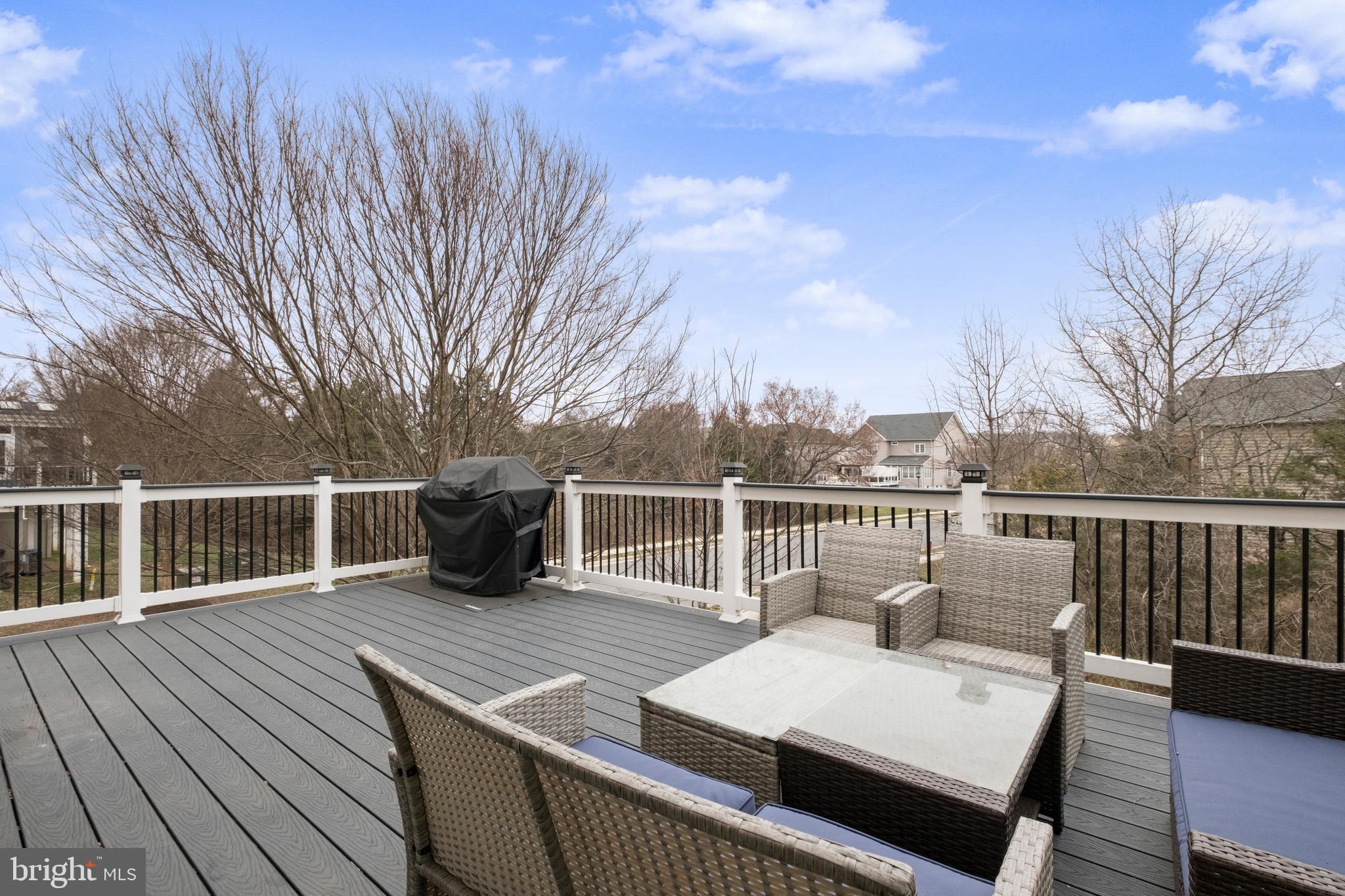 LOUDOUN VALLEY - Residential