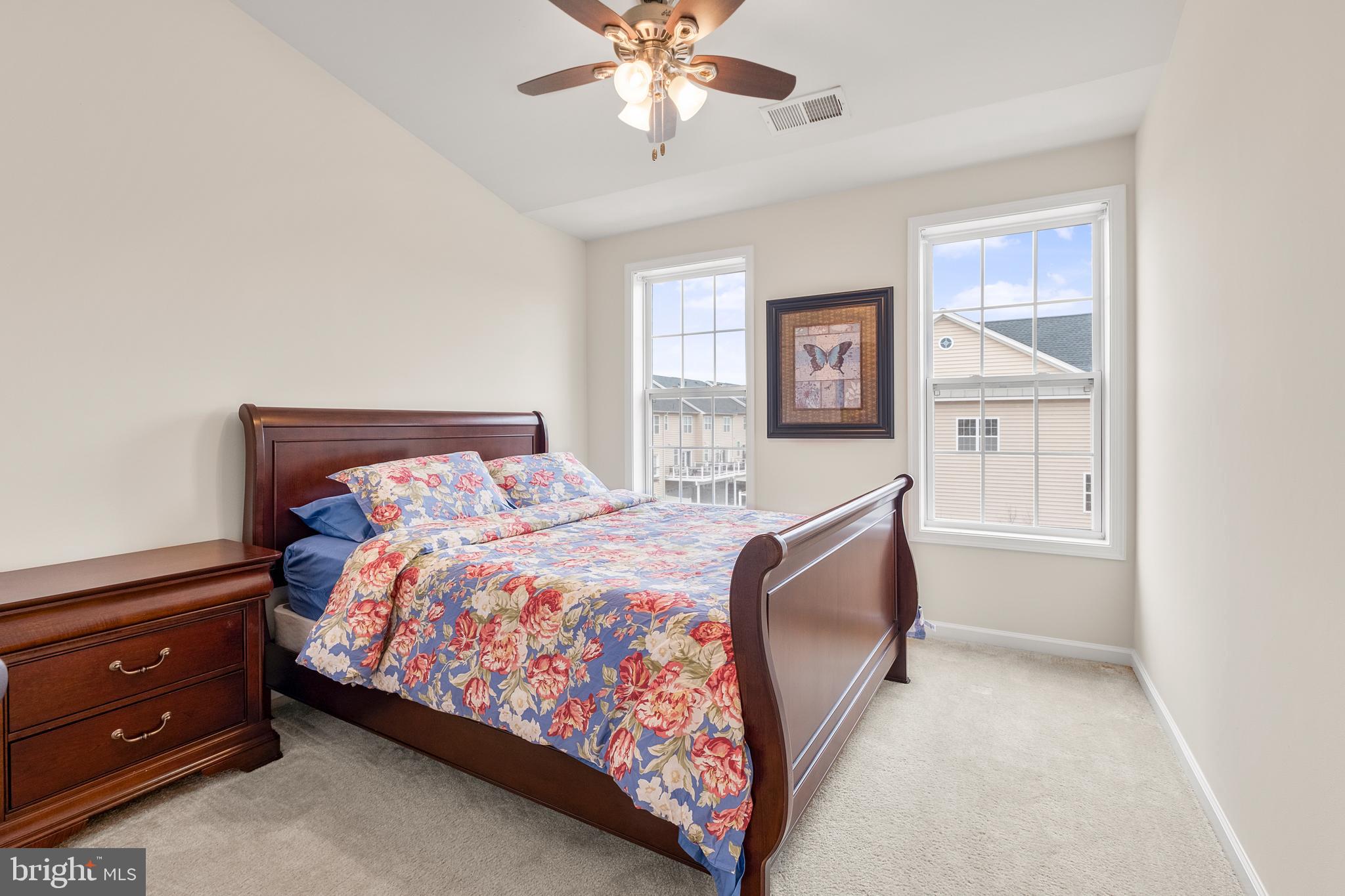 LOUDOUN VALLEY - Residential