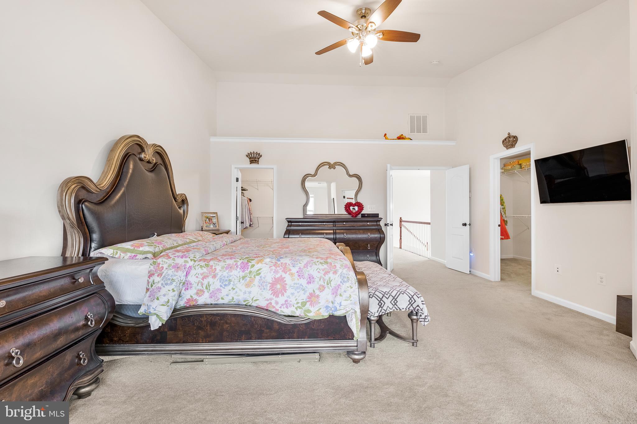 LOUDOUN VALLEY - Residential