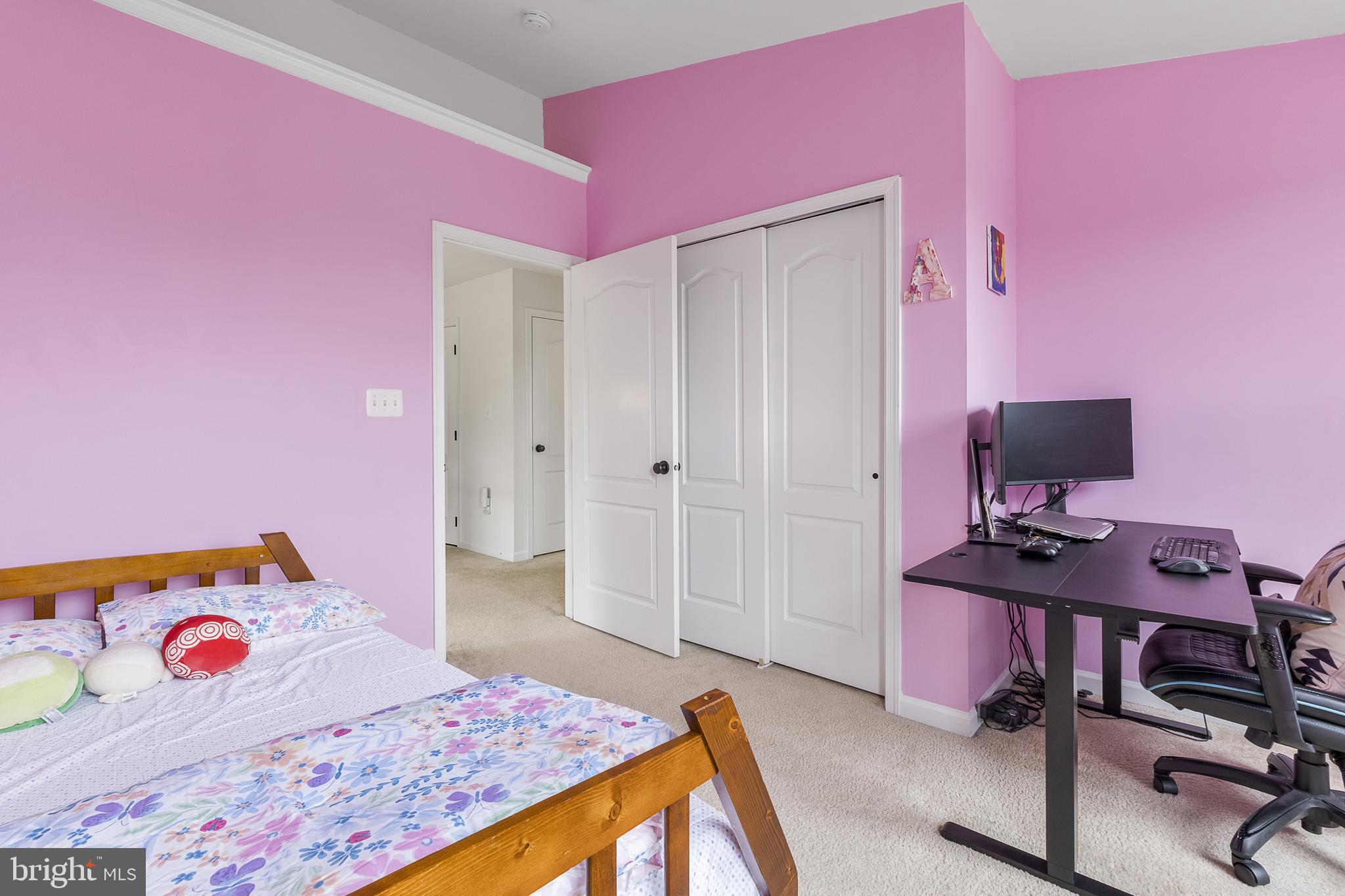 LOUDOUN VALLEY - Residential