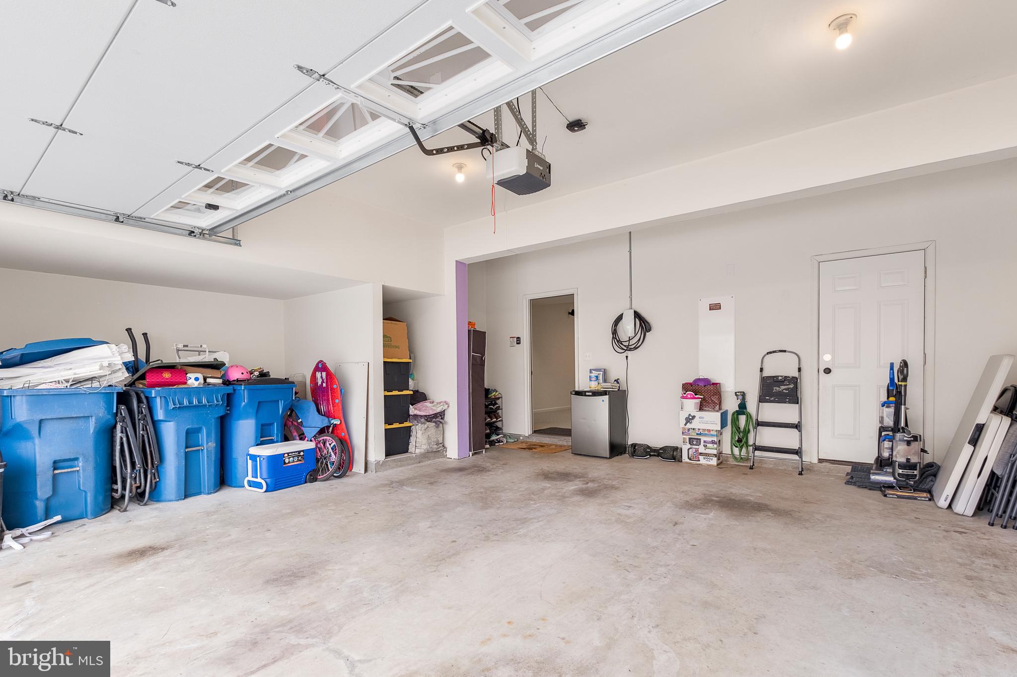 LOUDOUN VALLEY - Residential