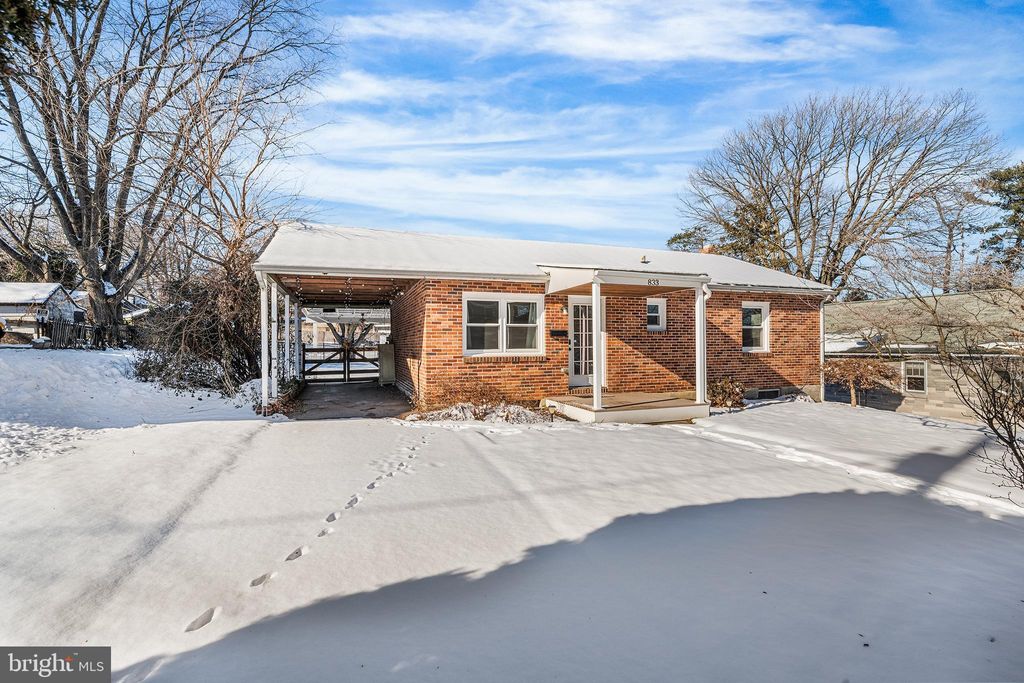 Photo of 833 Wabank Street, LANCASTER, PA 17603 (MLS # PALA2082260)