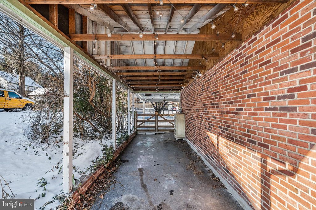 Photo of 833 Wabank Street, LANCASTER, PA 17603 (MLS # PALA2082260)