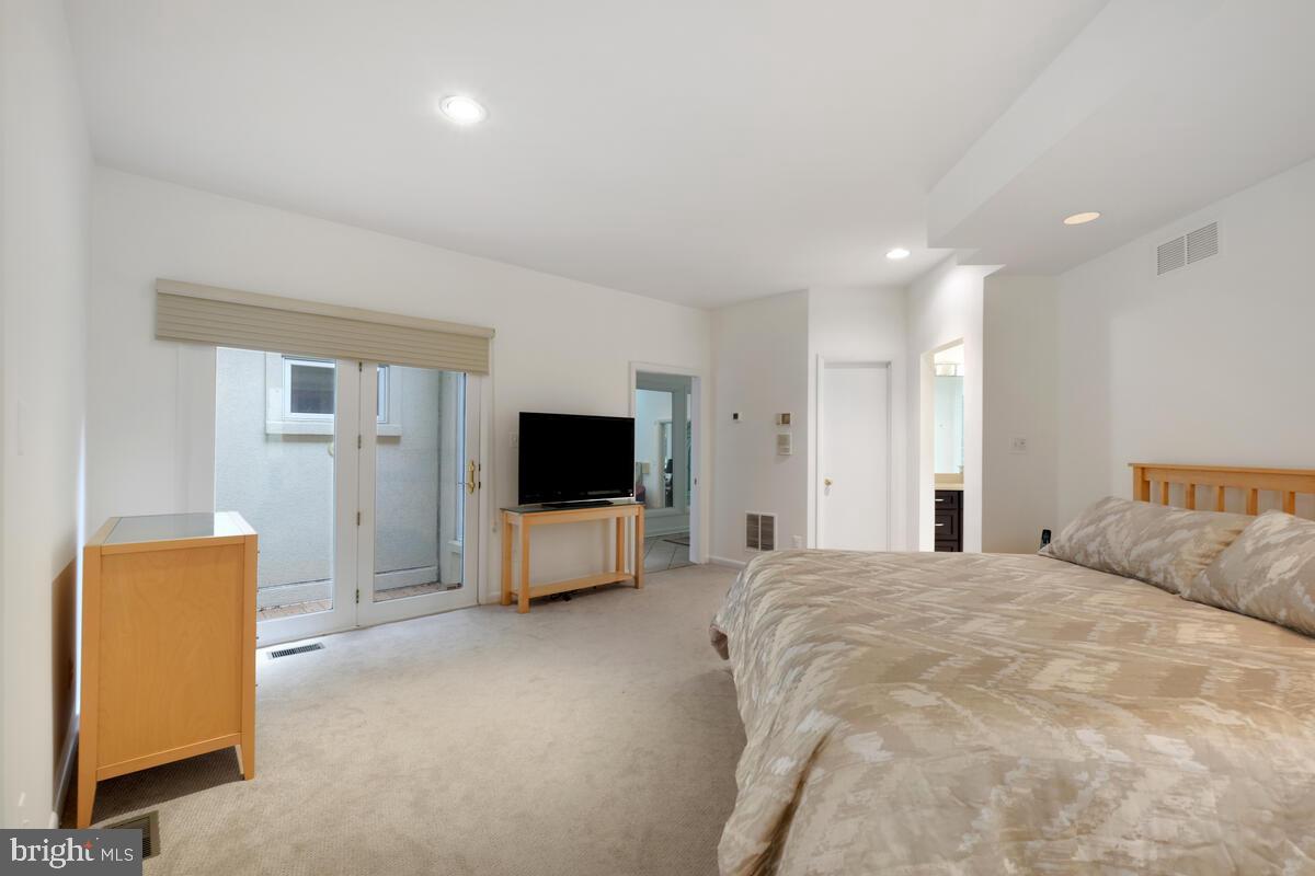 LUXMANOR - Residential