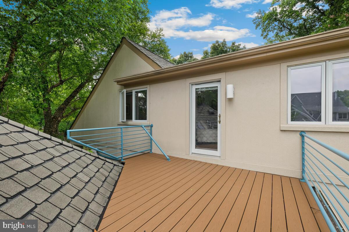 LUXMANOR - Residential