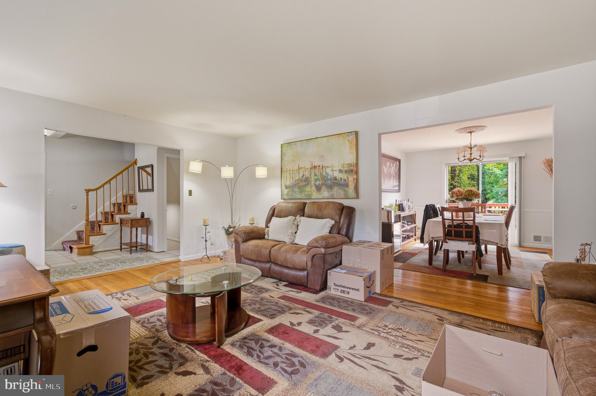 GLENFIELD MANOR - Residential