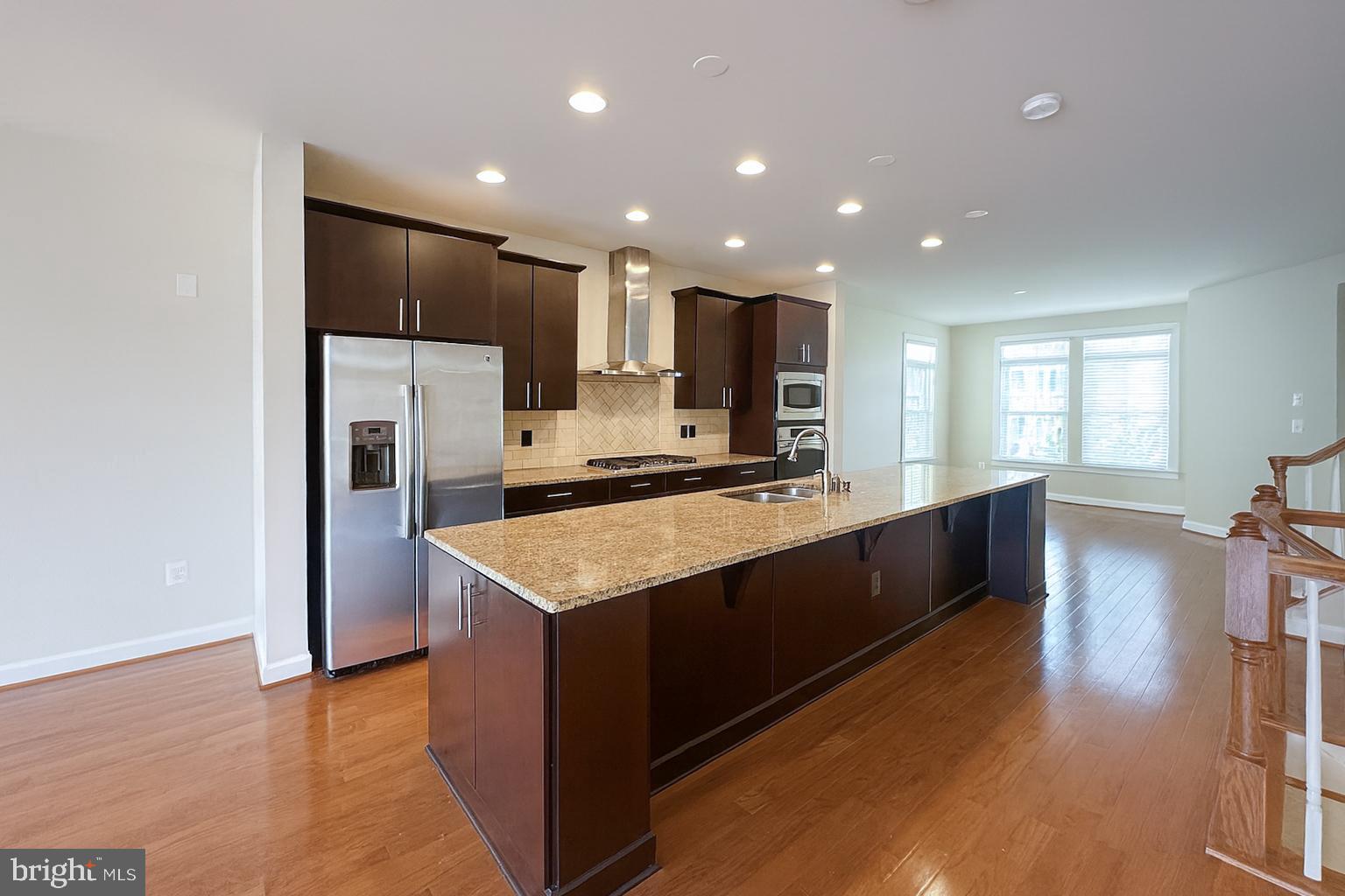 ONE LOUDOUN - Residential Lease