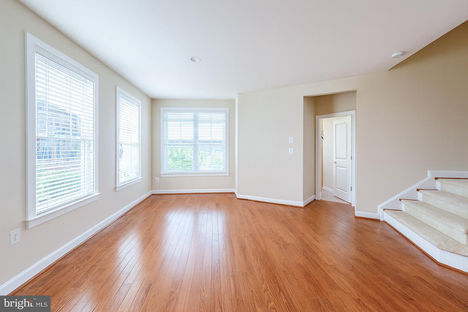 ONE LOUDOUN - Residential Lease