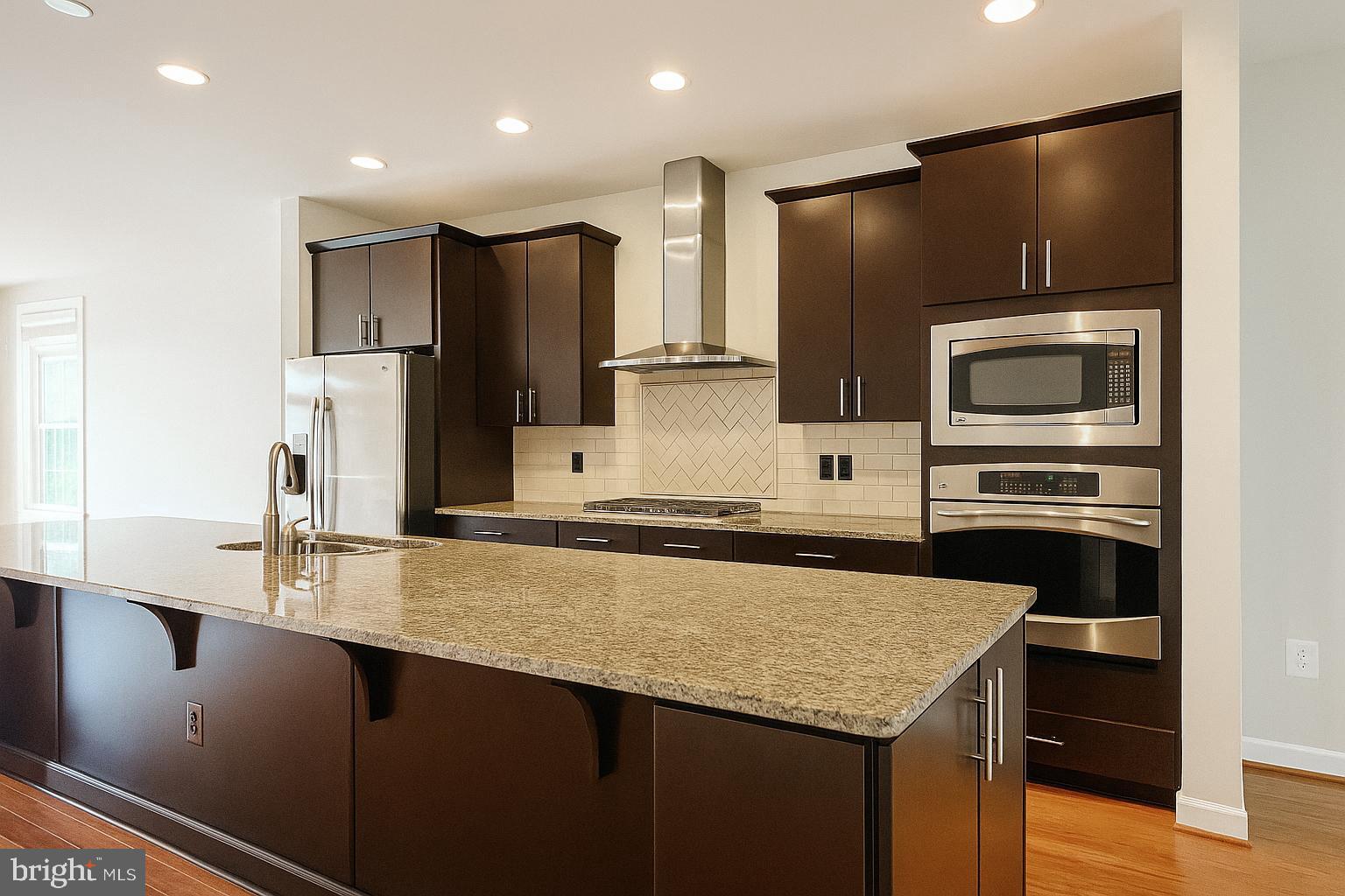 ONE LOUDOUN - Residential Lease