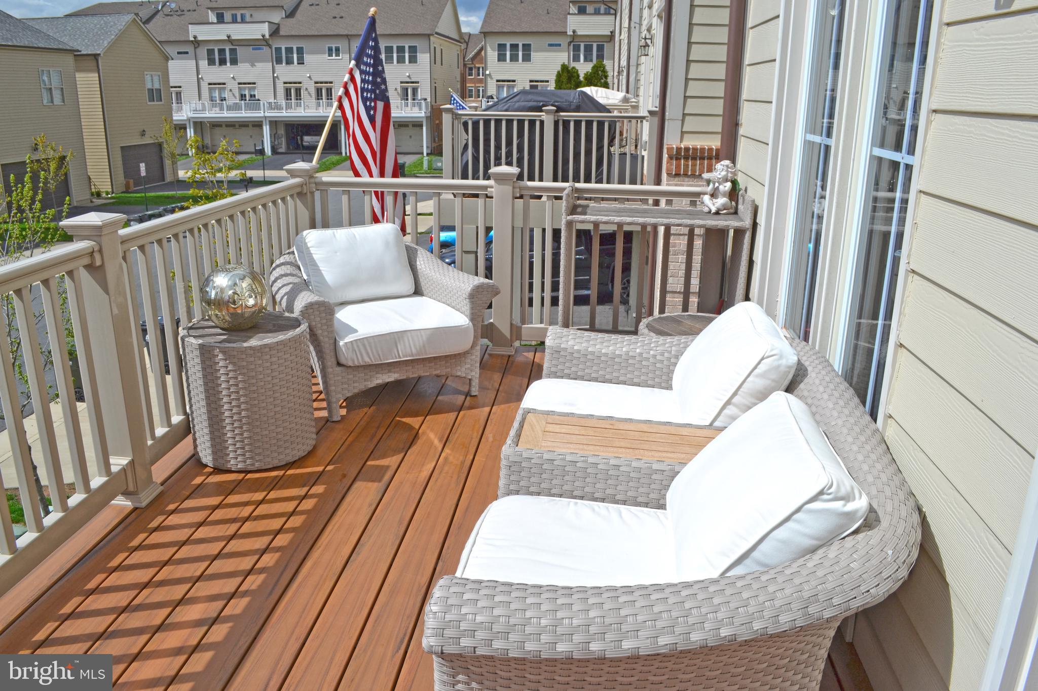 ONE LOUDOUN - Residential Lease