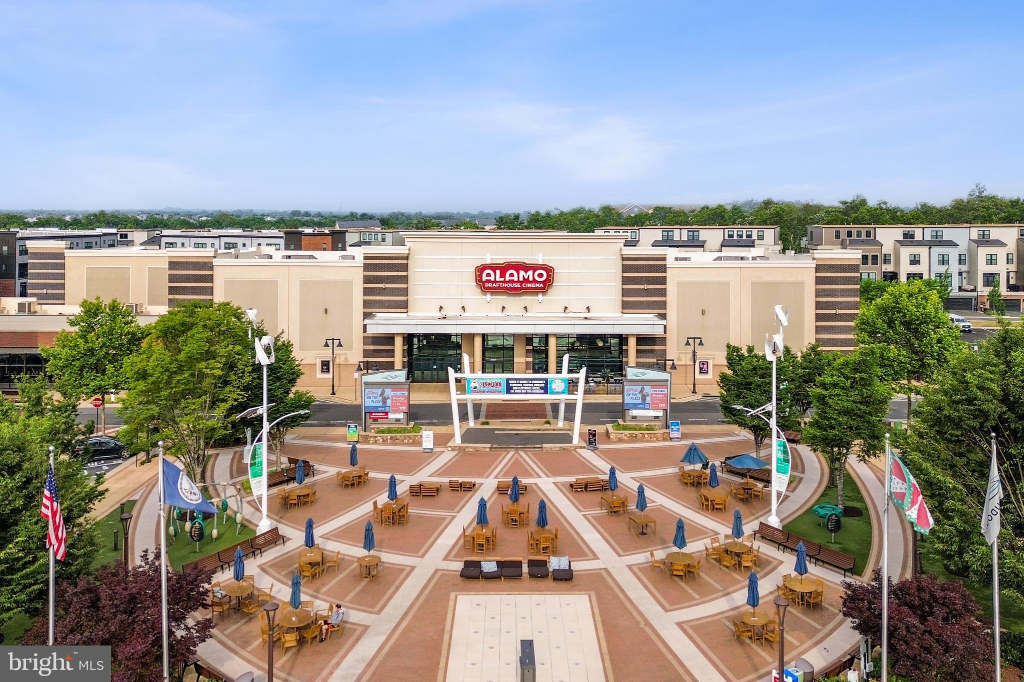 ONE LOUDOUN - Residential Lease