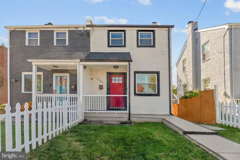 MLS: DCDC2282840