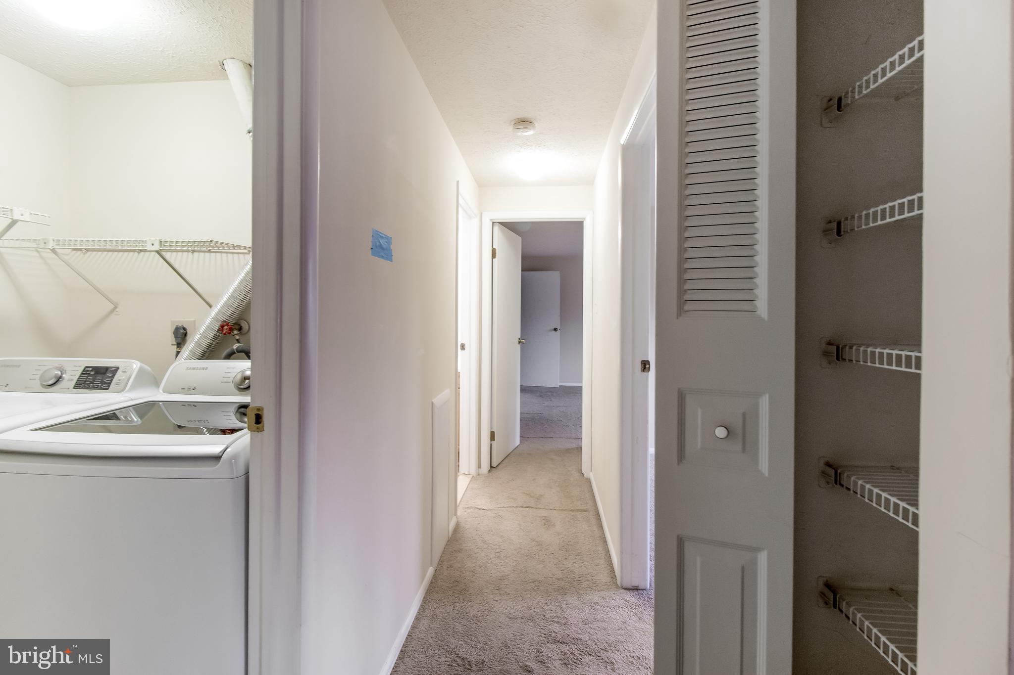 KNOLLS AT NORTH LAKE CONDOMINIUM - Residential Lease