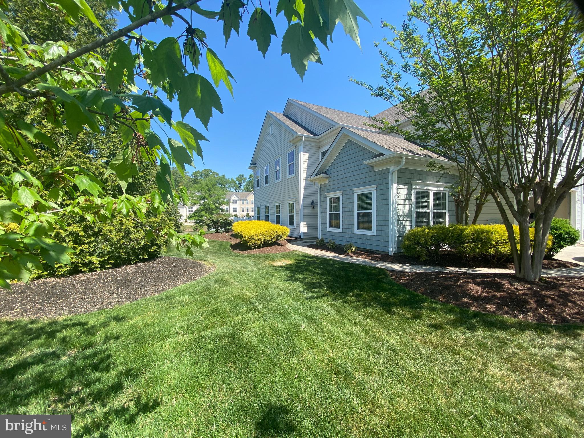 LAKELANDS AT EASTON - Residential