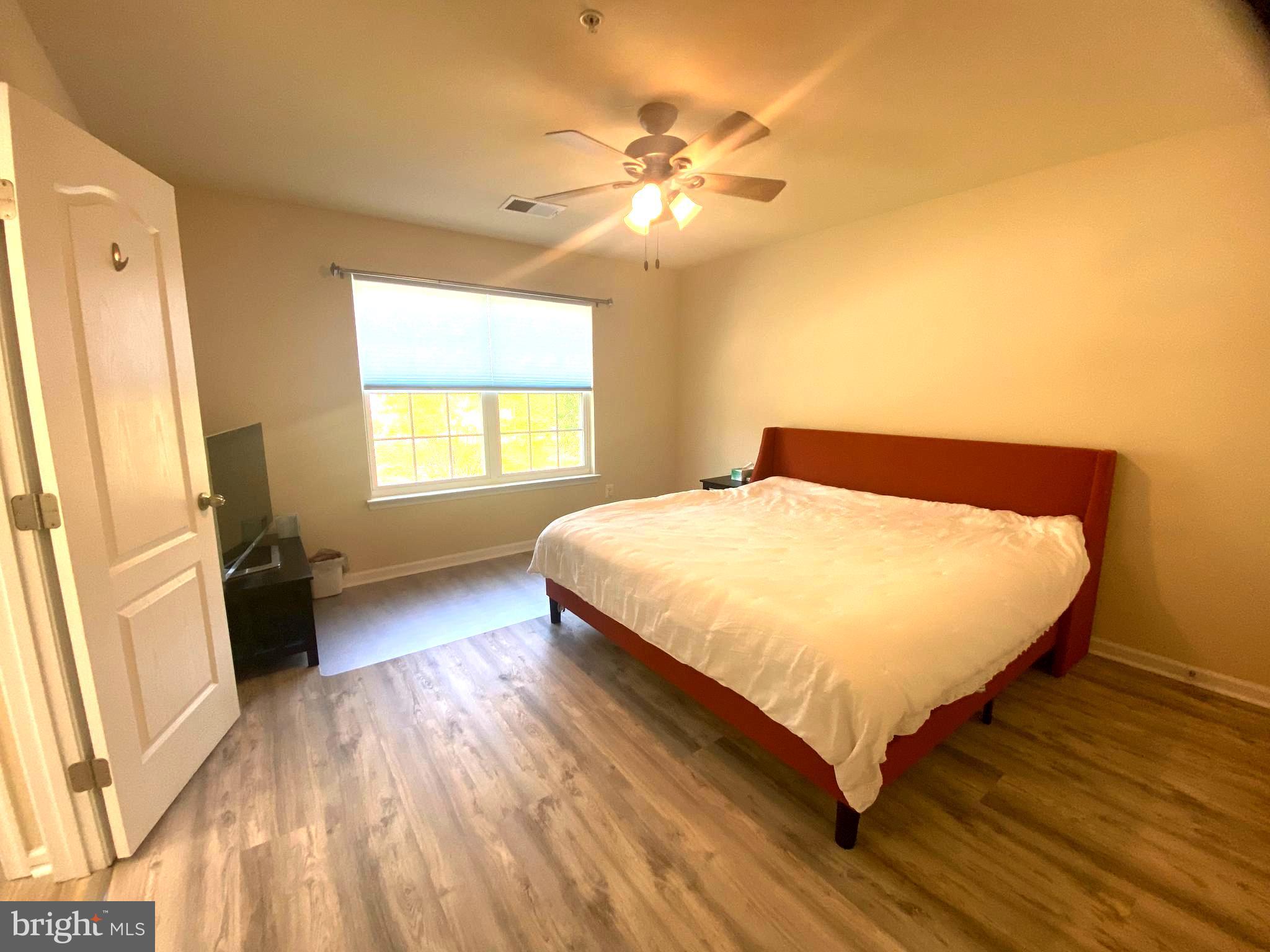 LAKELANDS AT EASTON - Residential