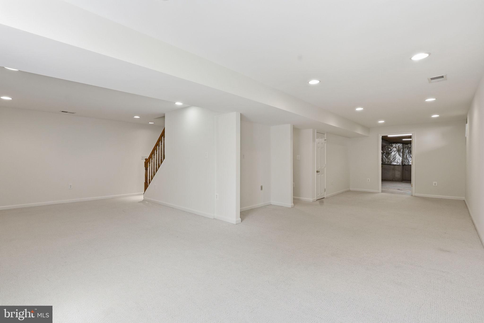 HASTINGS HUNT - Residential