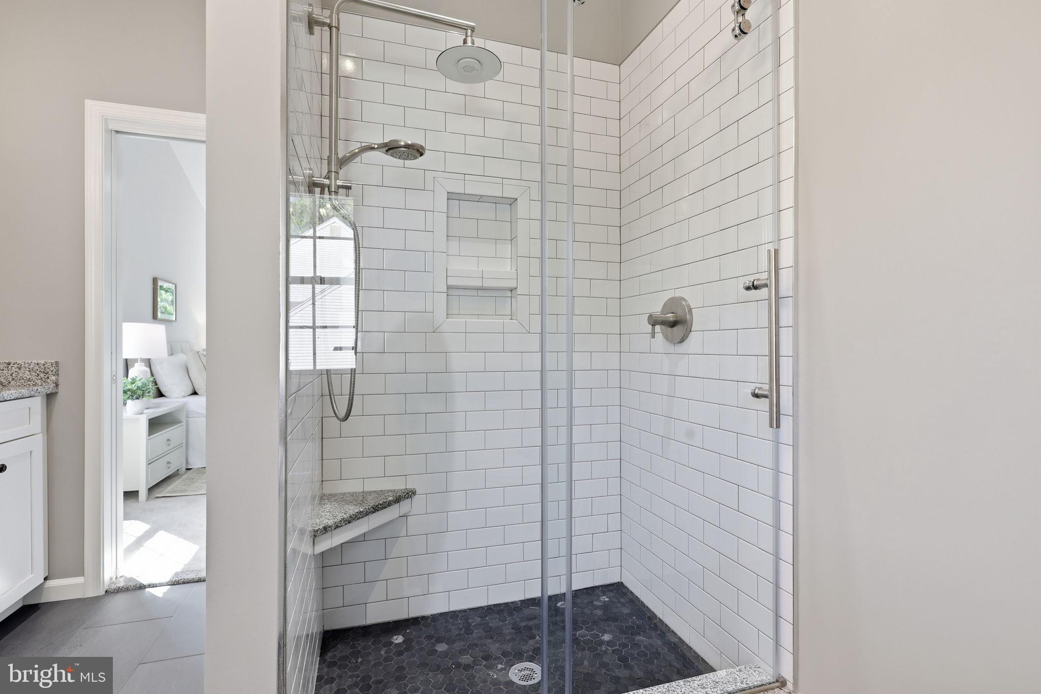 HASTINGS HUNT - Residential