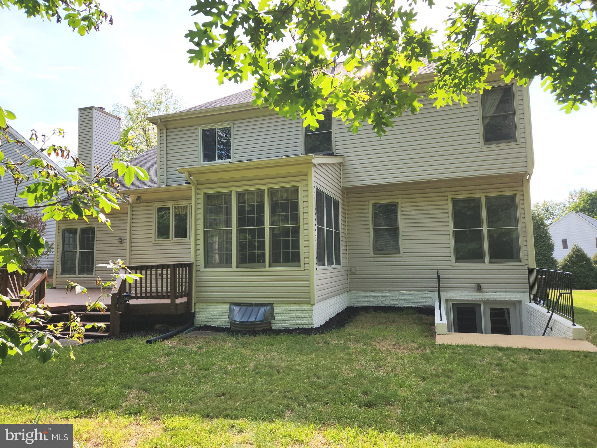 POTOMAC HUNT - Residential