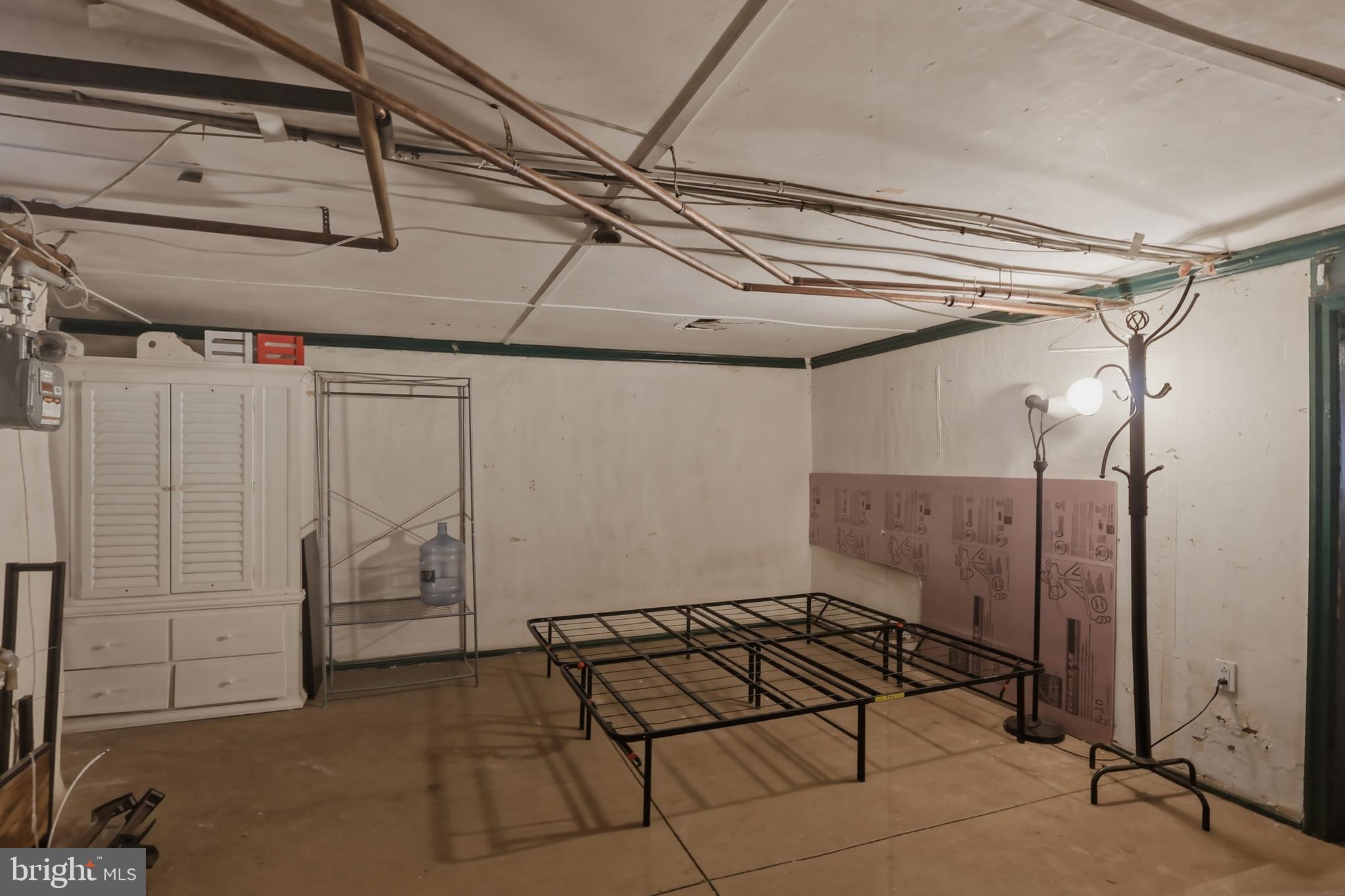 MAYFAIR (WEST) - Residential