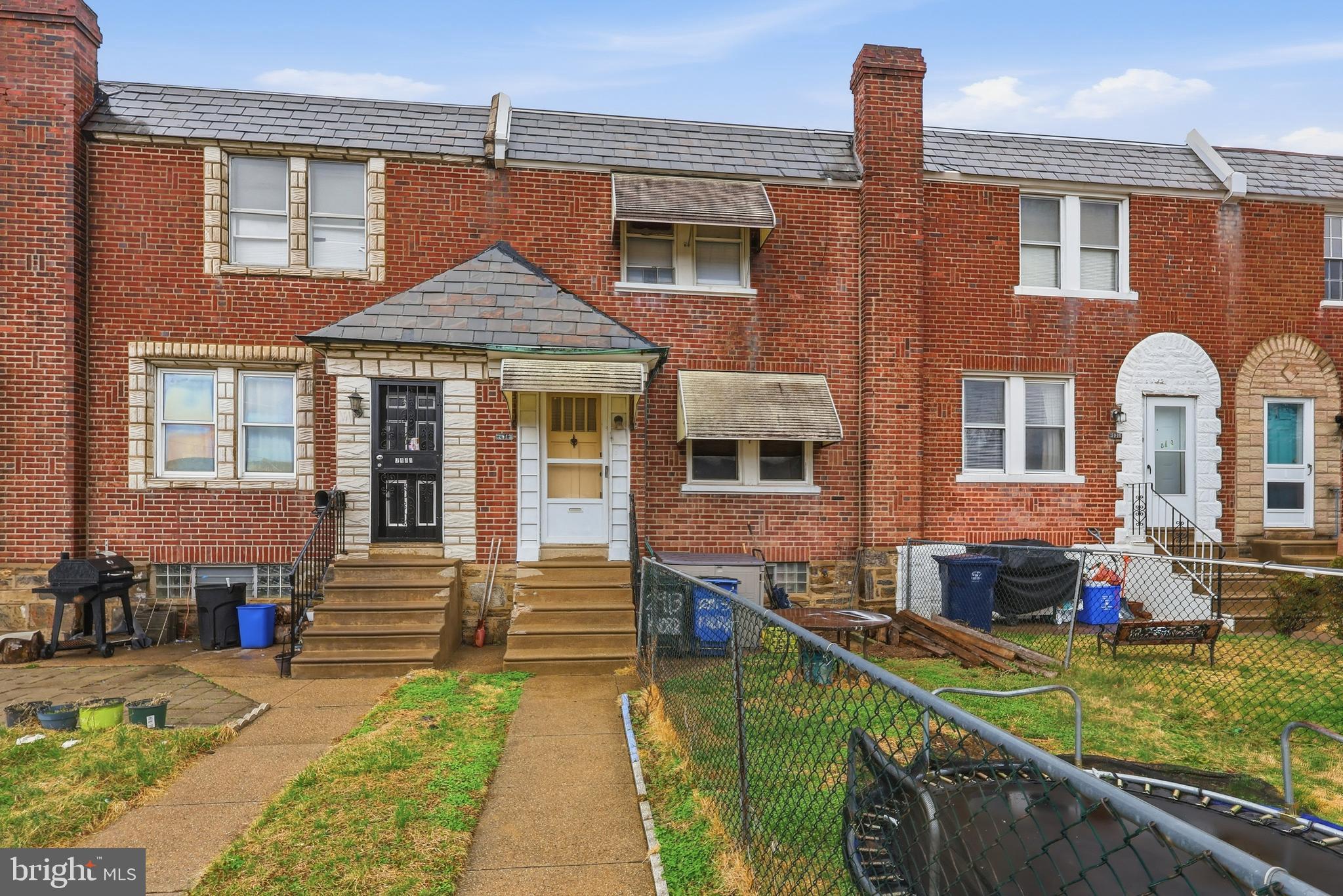 MAYFAIR (WEST) - Residential