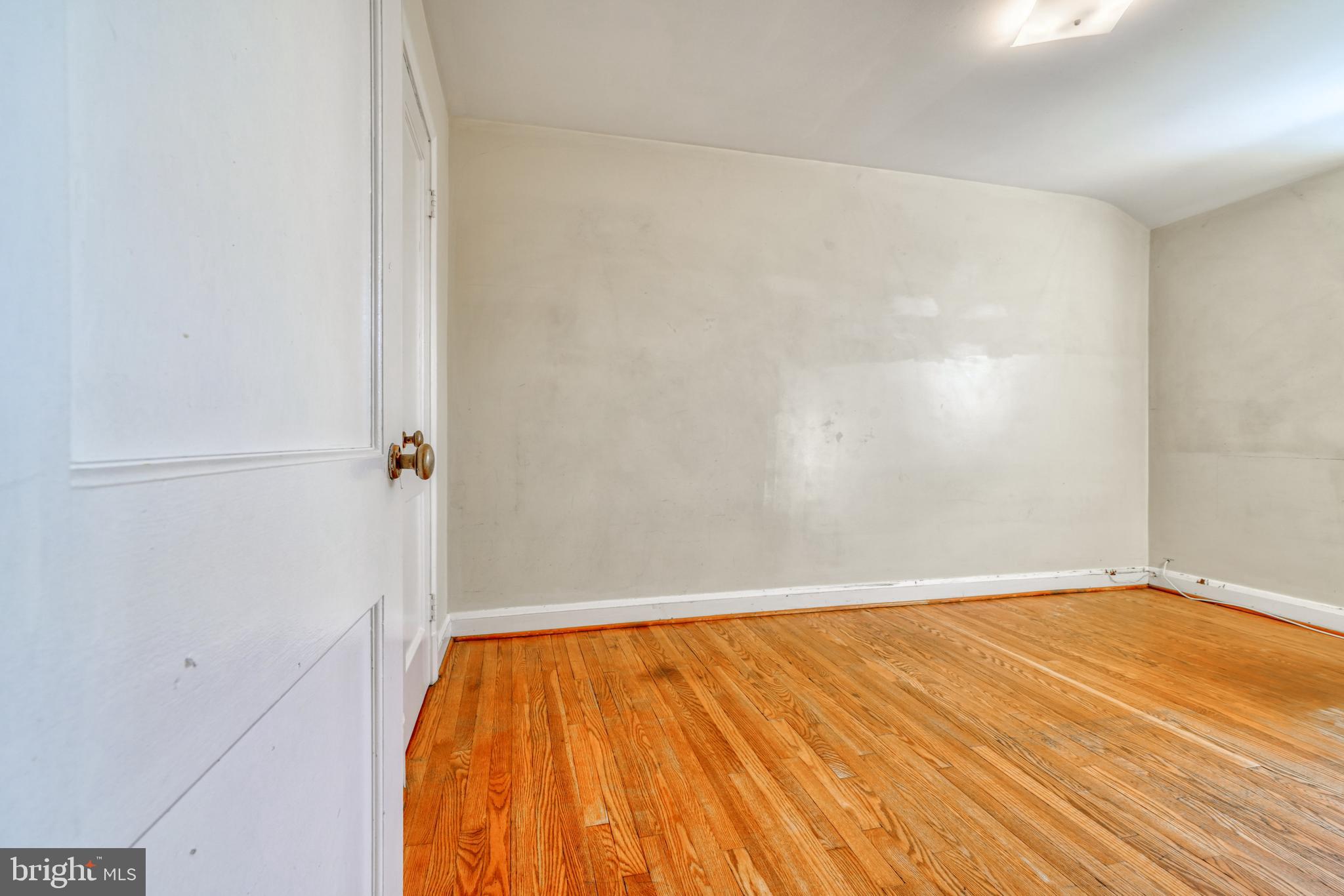 KNETTISHALL - Residential