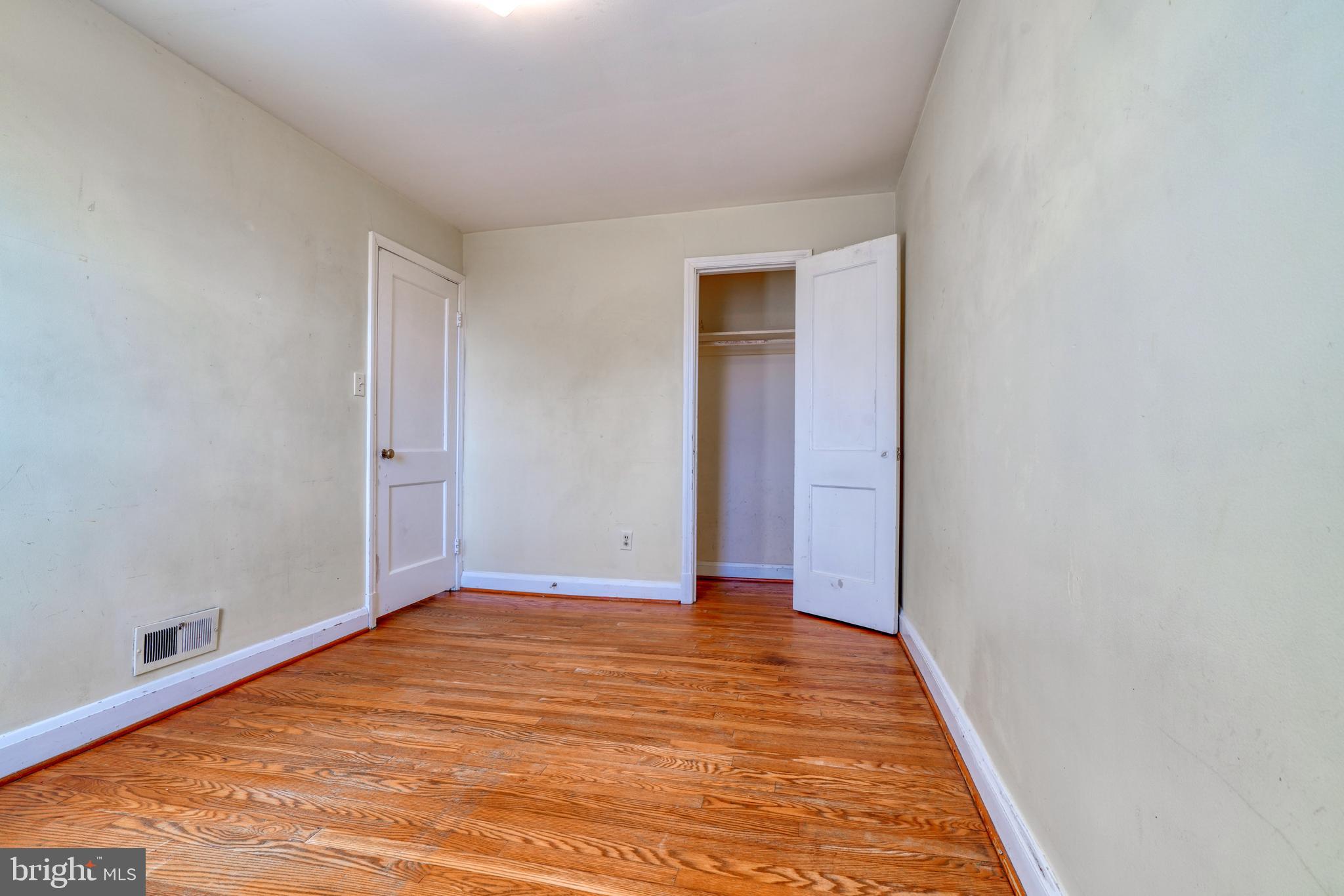 KNETTISHALL - Residential