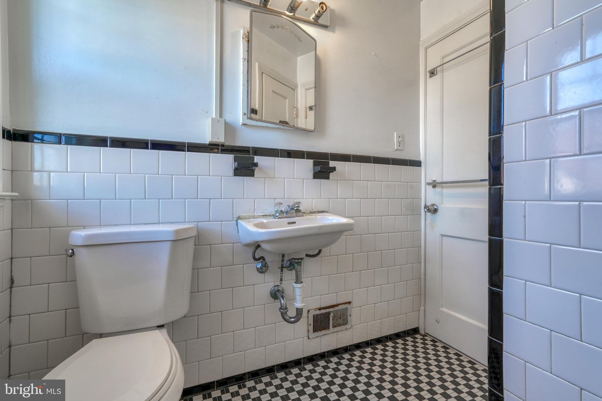 KNETTISHALL - Residential