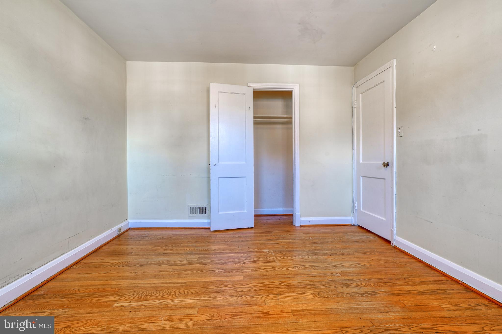 KNETTISHALL - Residential