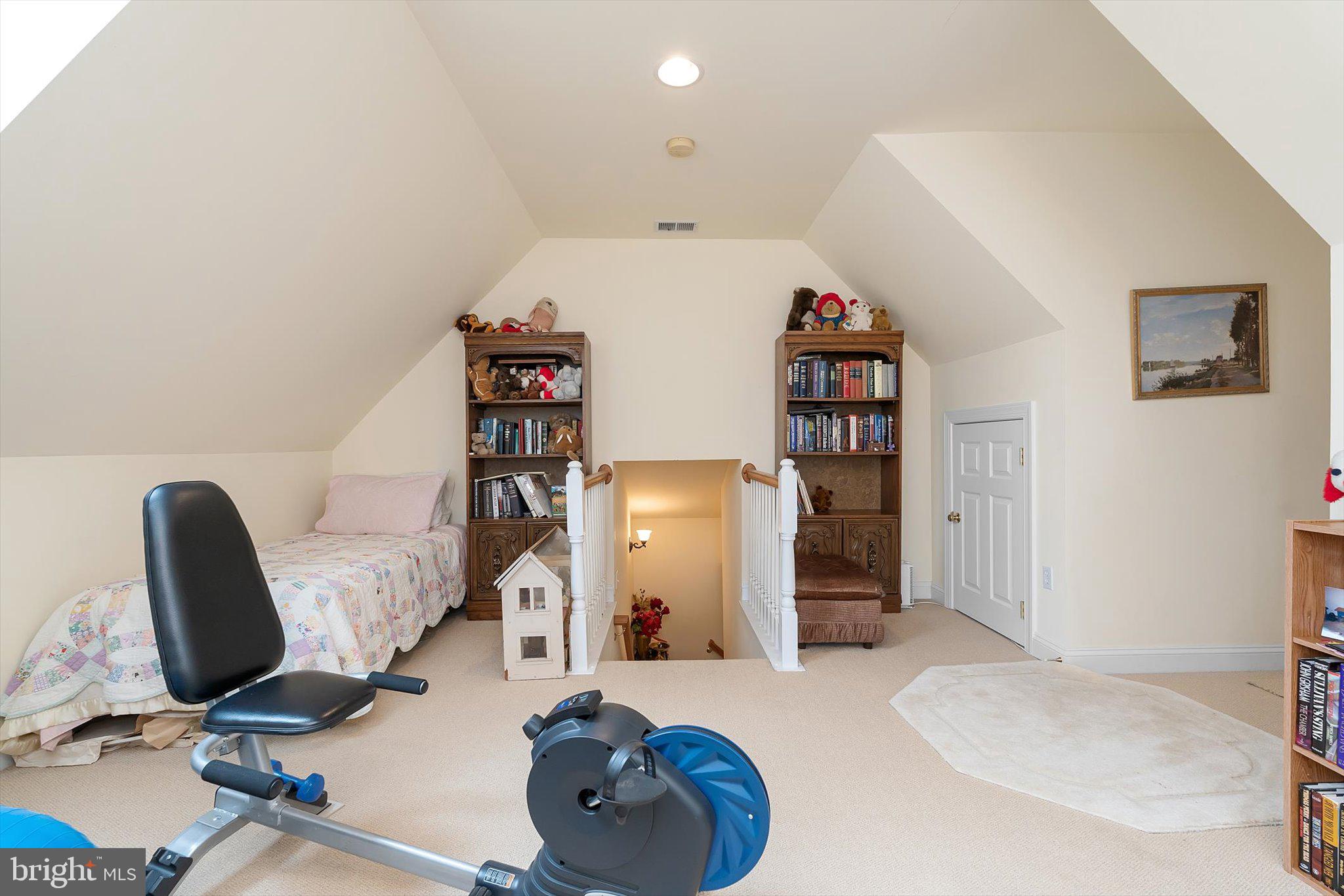 FERNBANK - Residential