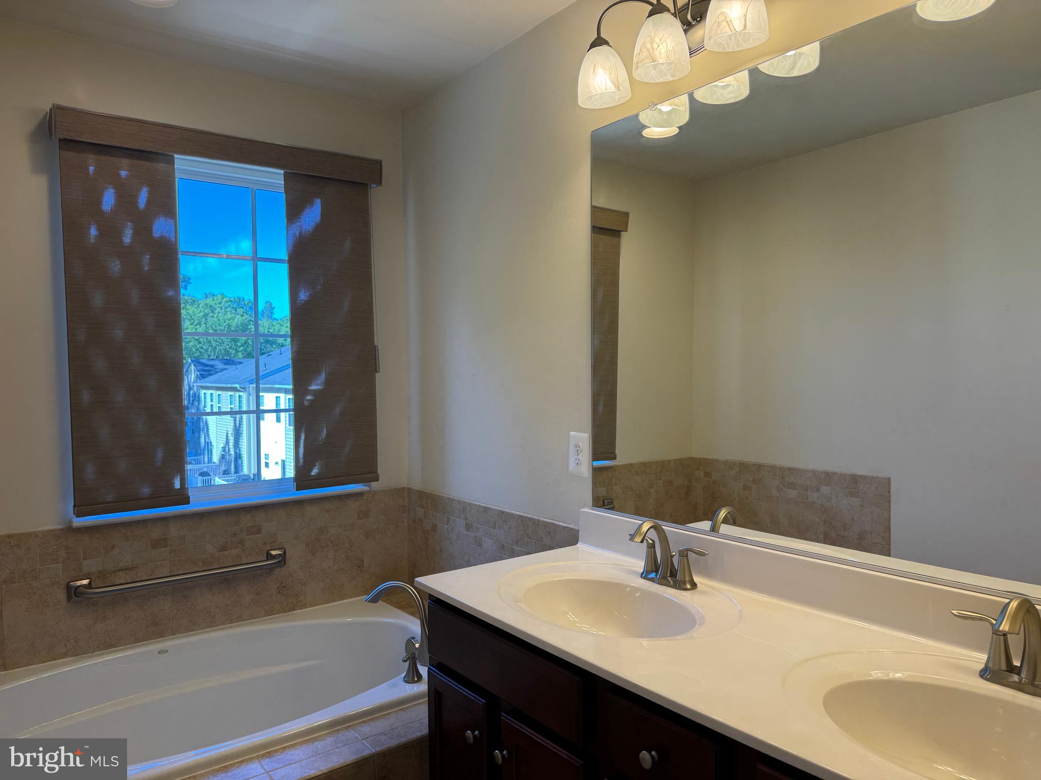 RAPPAHANNOCK LANDING - Residential