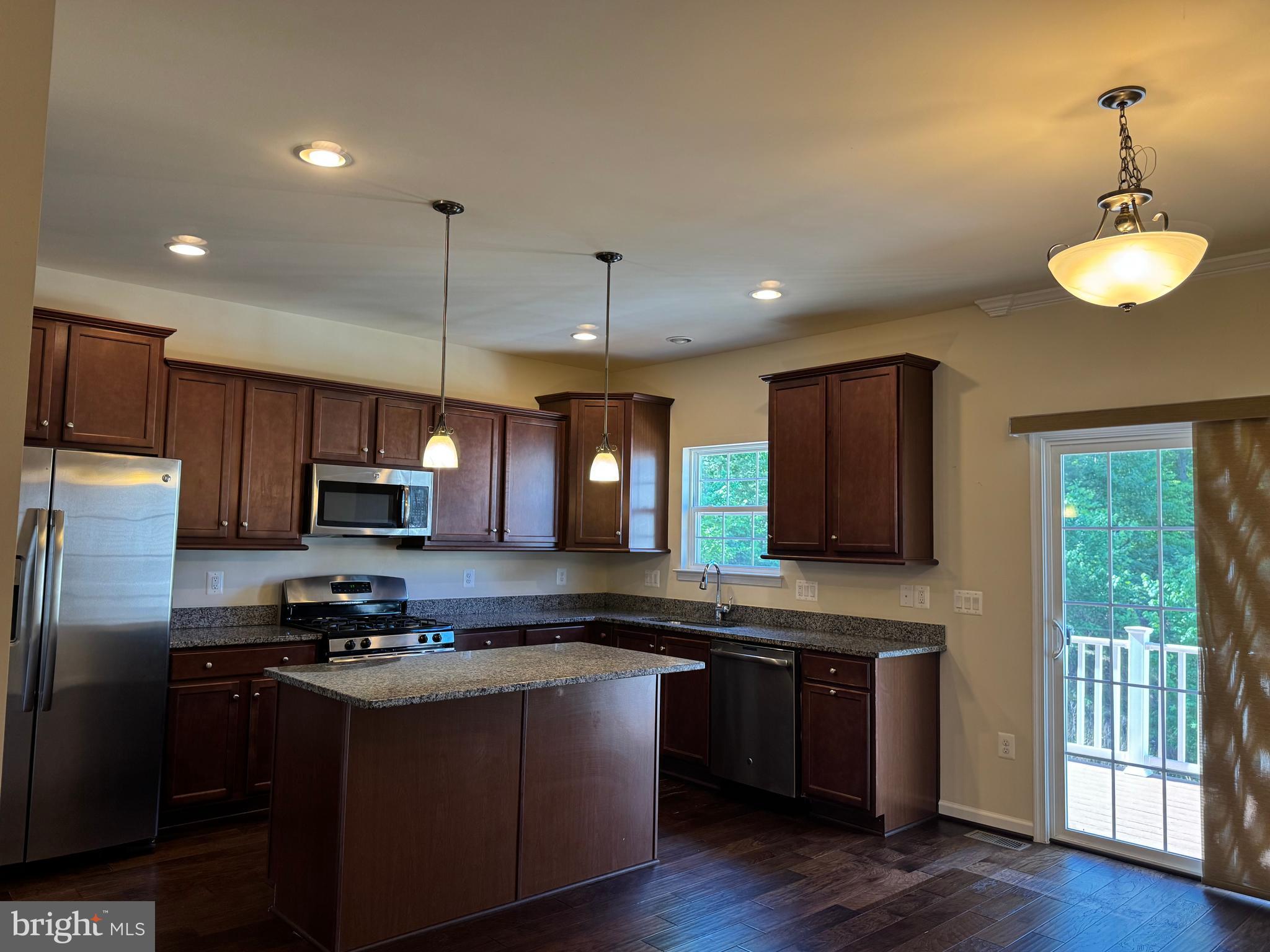 RAPPAHANNOCK LANDING - Residential