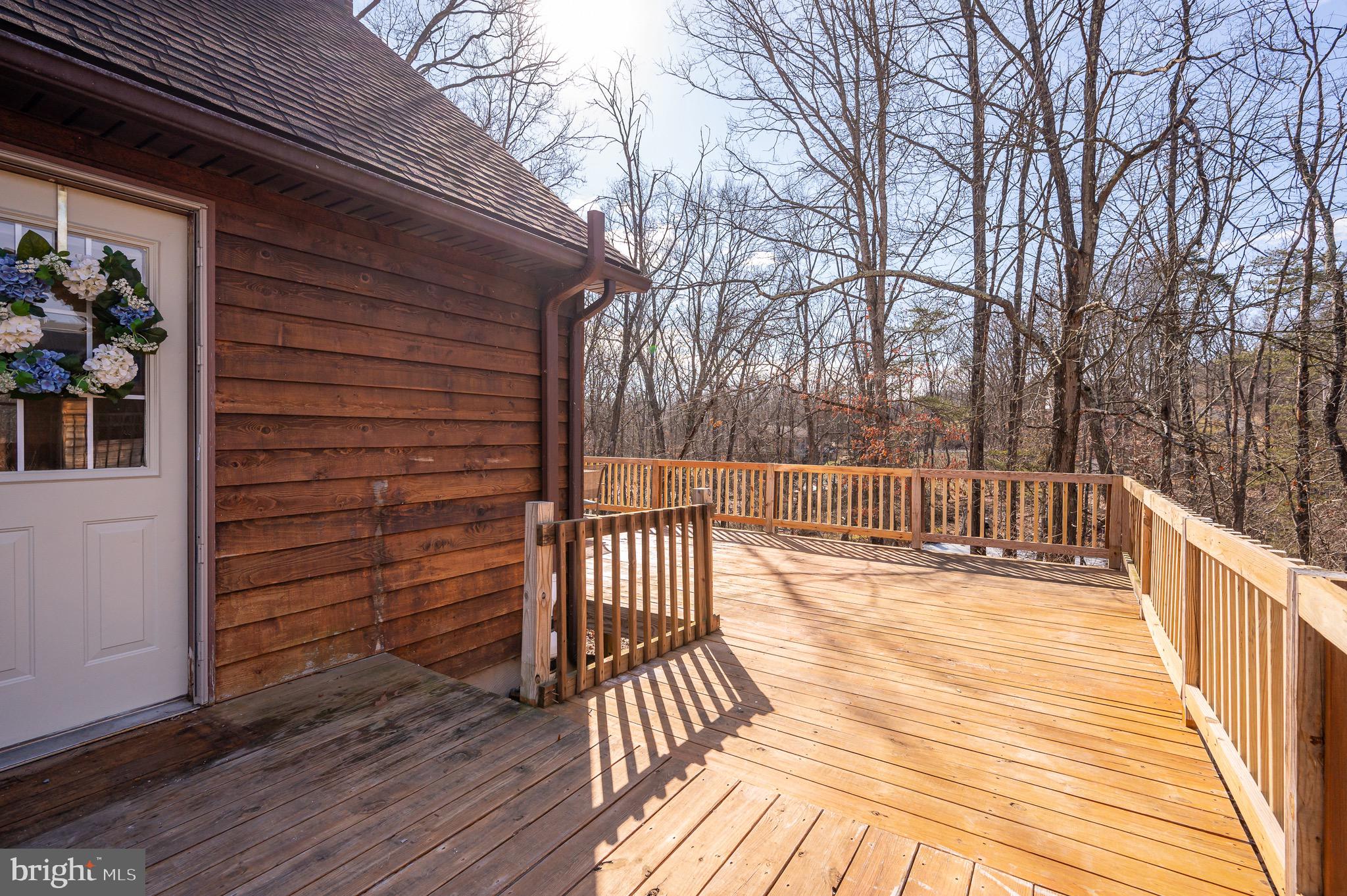 COUNTRY RIDGE - Residential